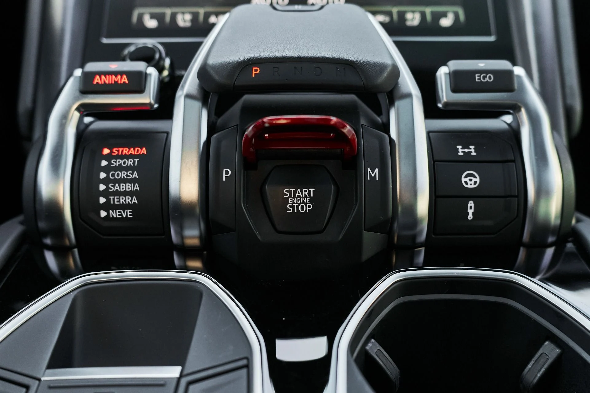 mph064_2581372101_Used_2021_Lamborghini_Urus_1765854569_3d244d3ebe