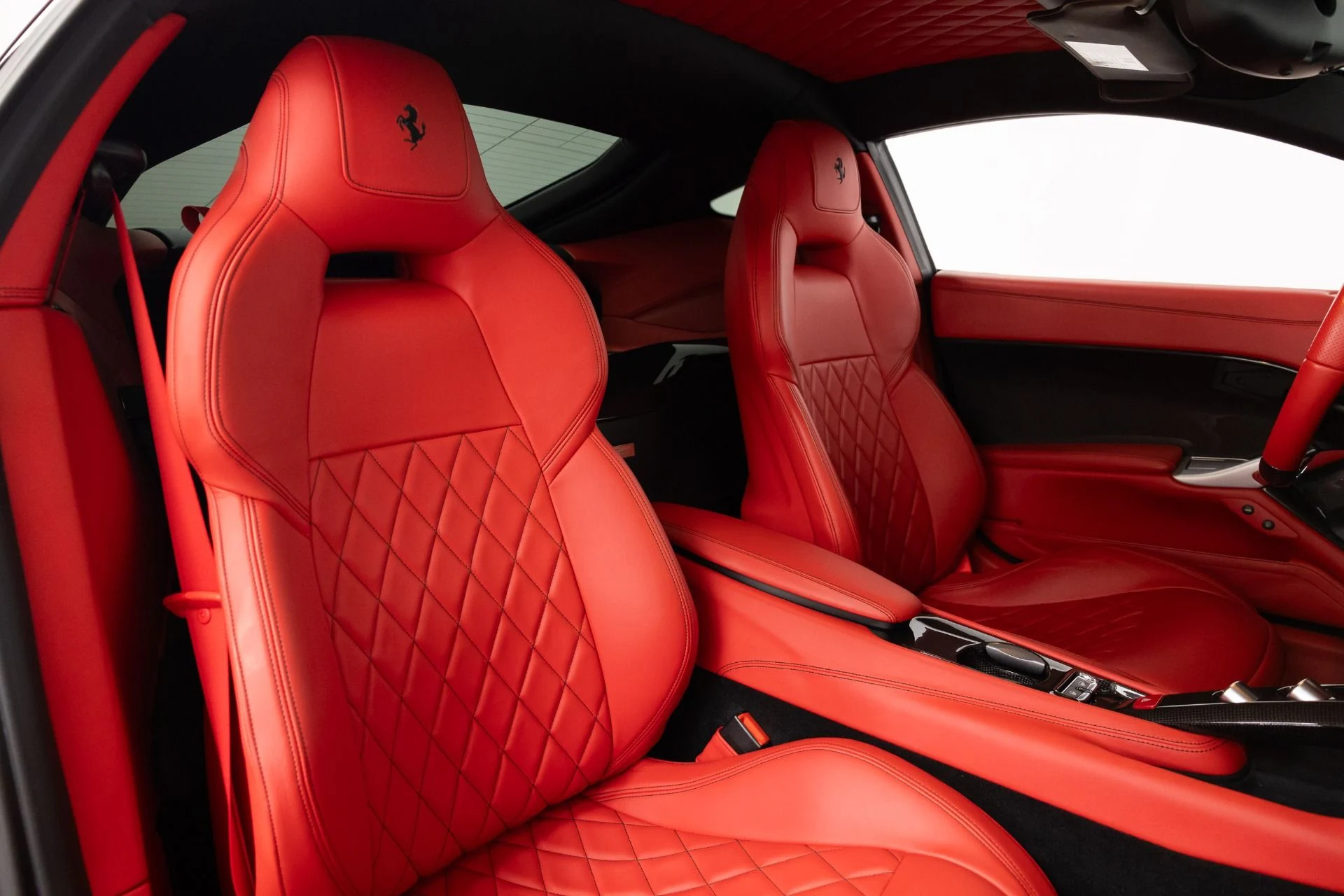mph064_2615176029_Used_2014_Ferrari_F12berlinetta_1784559579_fe91a1c85c