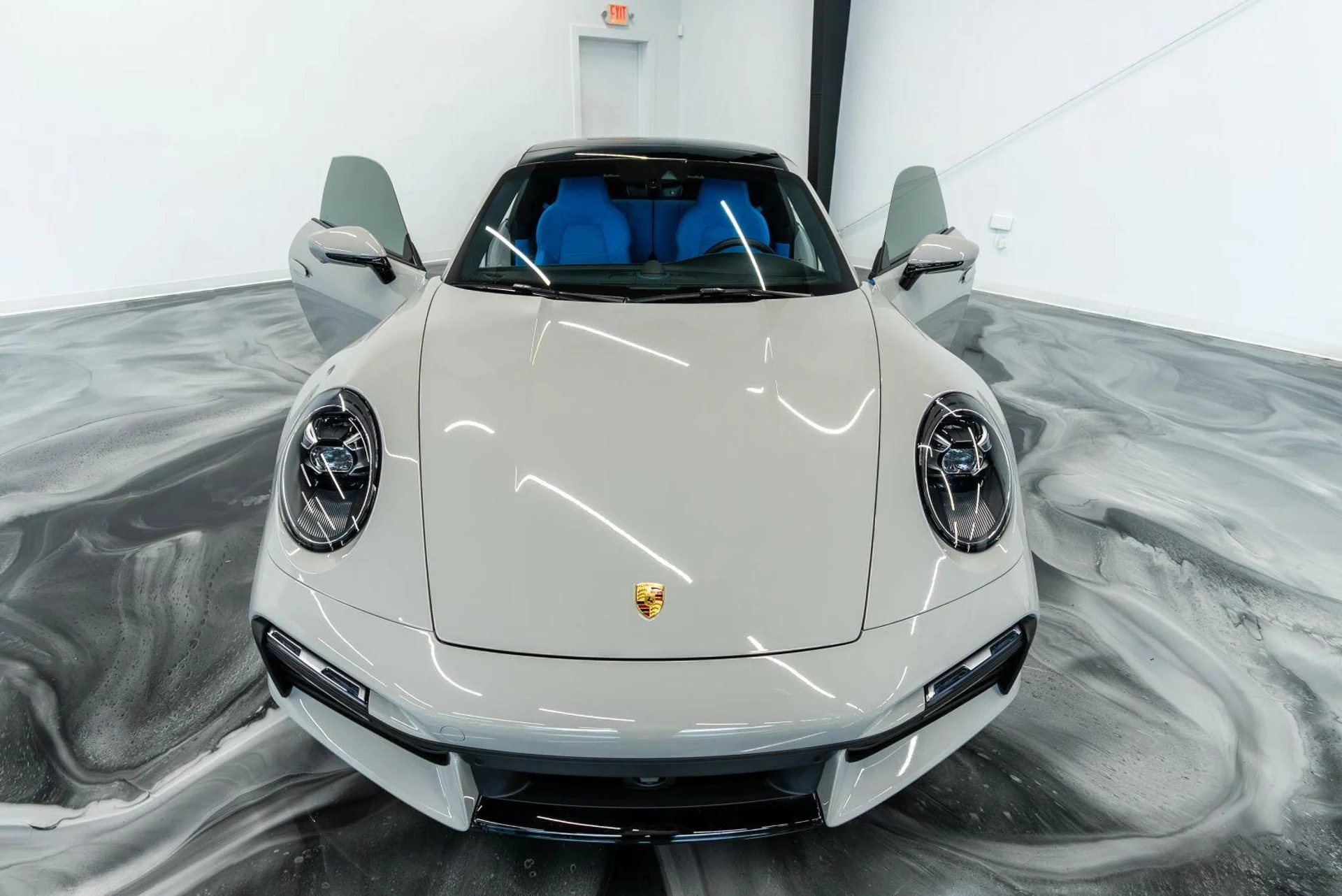 mph064_2626896855_Used_2024_Porsche_911_Turbo_S_Coupe_2_D_1781598427_77eb7a4e5b