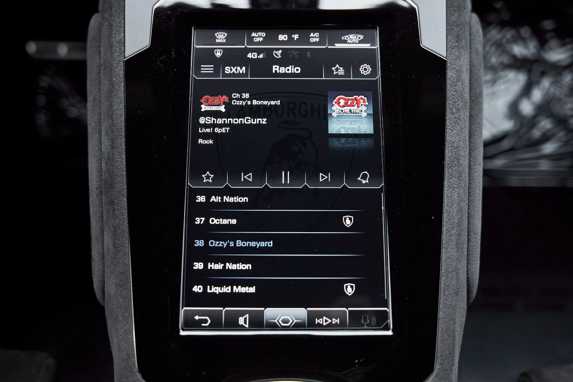 mph064_2656286772_Used_2023_Lamborghini_Huracan_Tecnica_Base_1766269114_8935b970a1