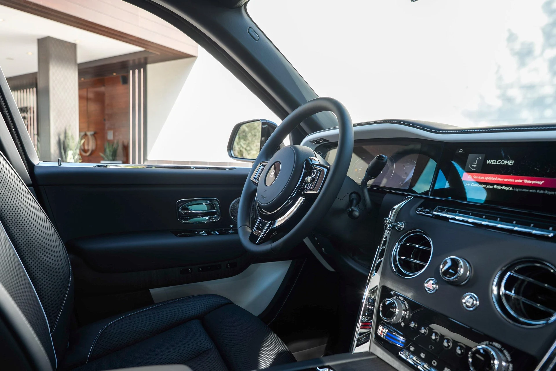 mph064_2677972795_476162067_695cc5a78f3ee920bf518871_b395ef9592