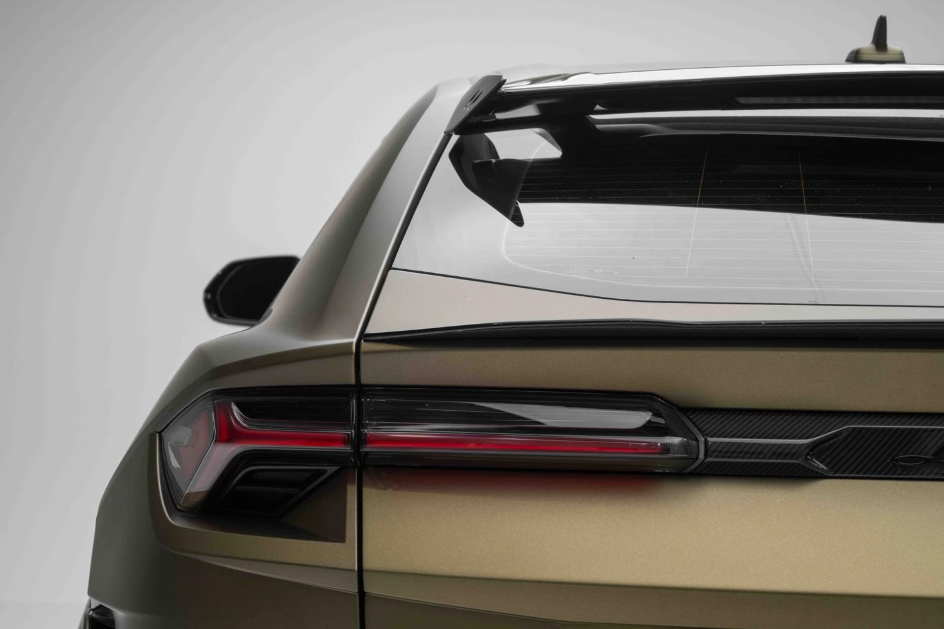 mph064_2678583871_Used_2024_Lamborghini_Urus_Performante_1774028783_98de4ec2ae