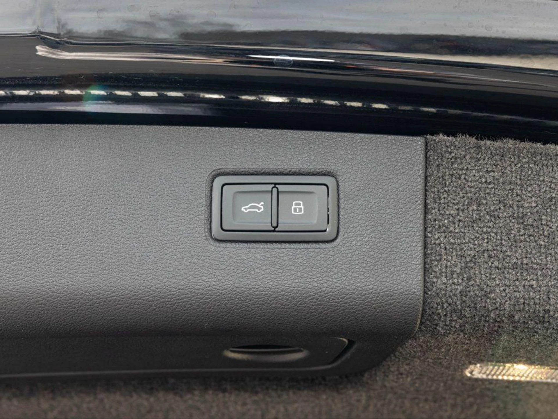 mph064_2711459830_497104613_69a1b7311e5607789028c3f2_14194dc5a3