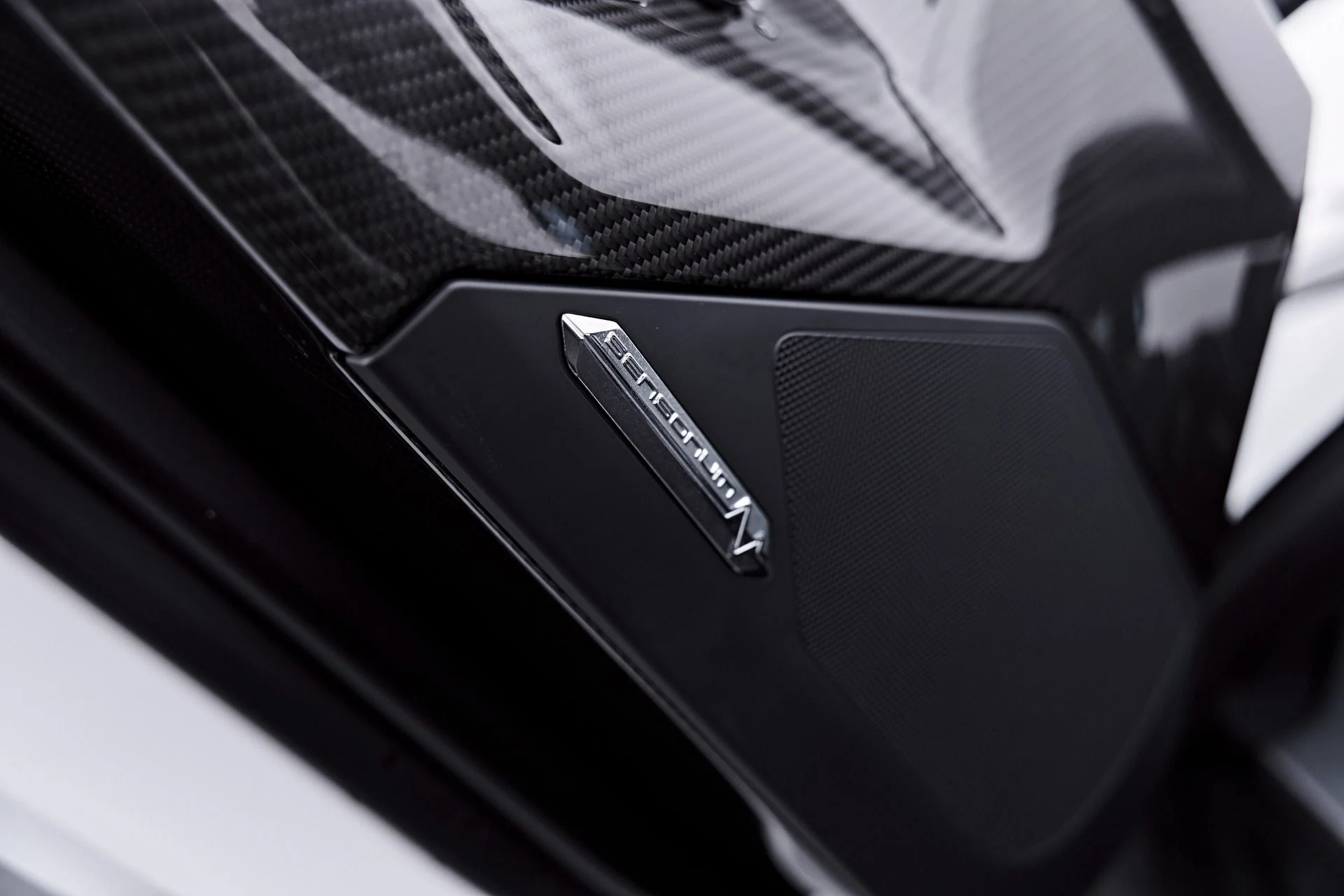 mph064_2752328790_Used_2016_Lamborghini_Aventador_LP_750_4_Super_Veloce_1785199497_e98c7f4f07