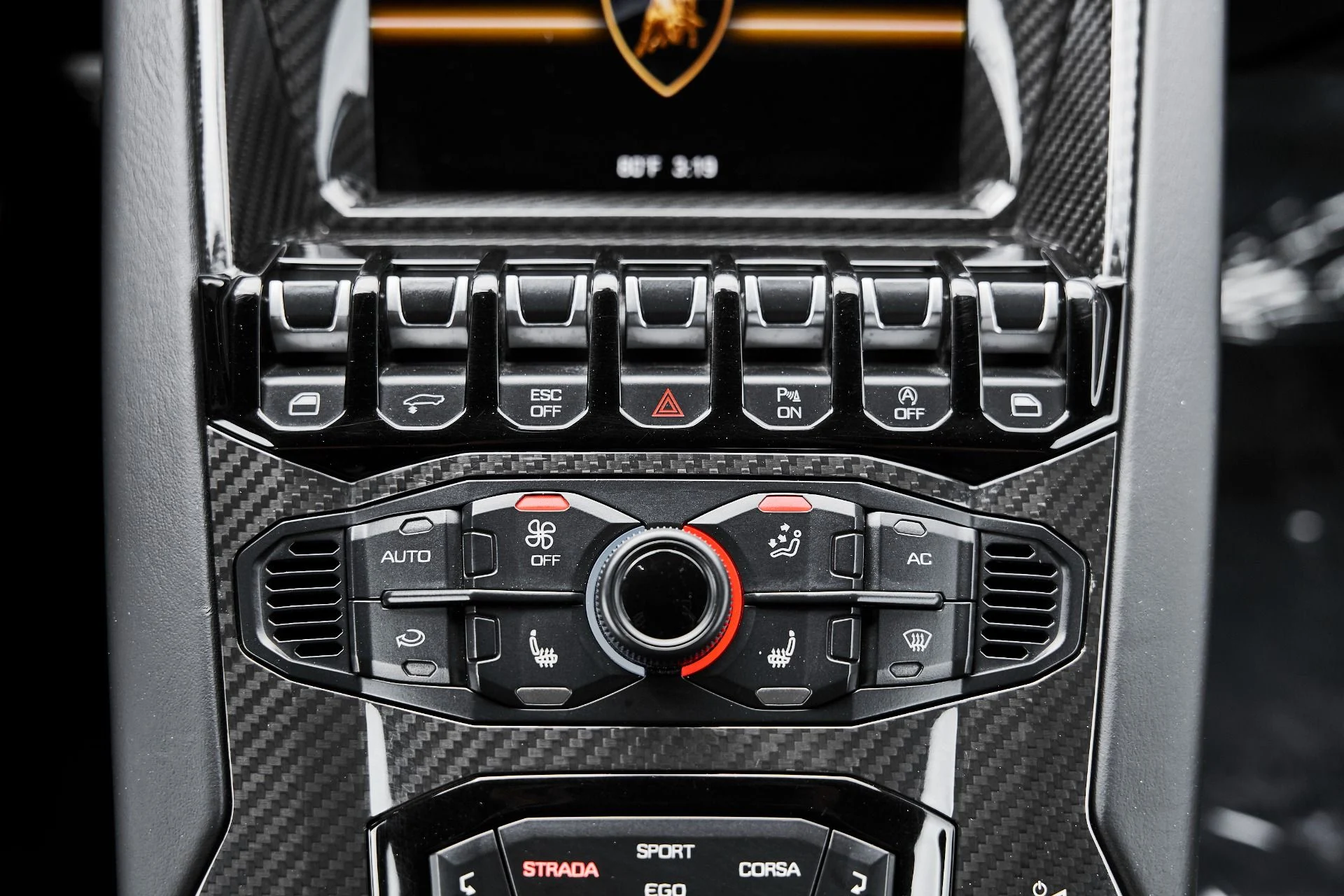 mph064_2795140908_Used_2018_Lamborghini_Aventador_S_Base_1775006943_2af849bf0a