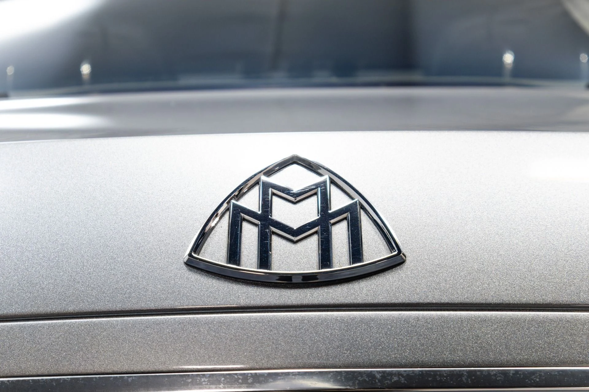 mph064_2852728066_Used_2004_Maybach_57_1769486757_60482b6c1f