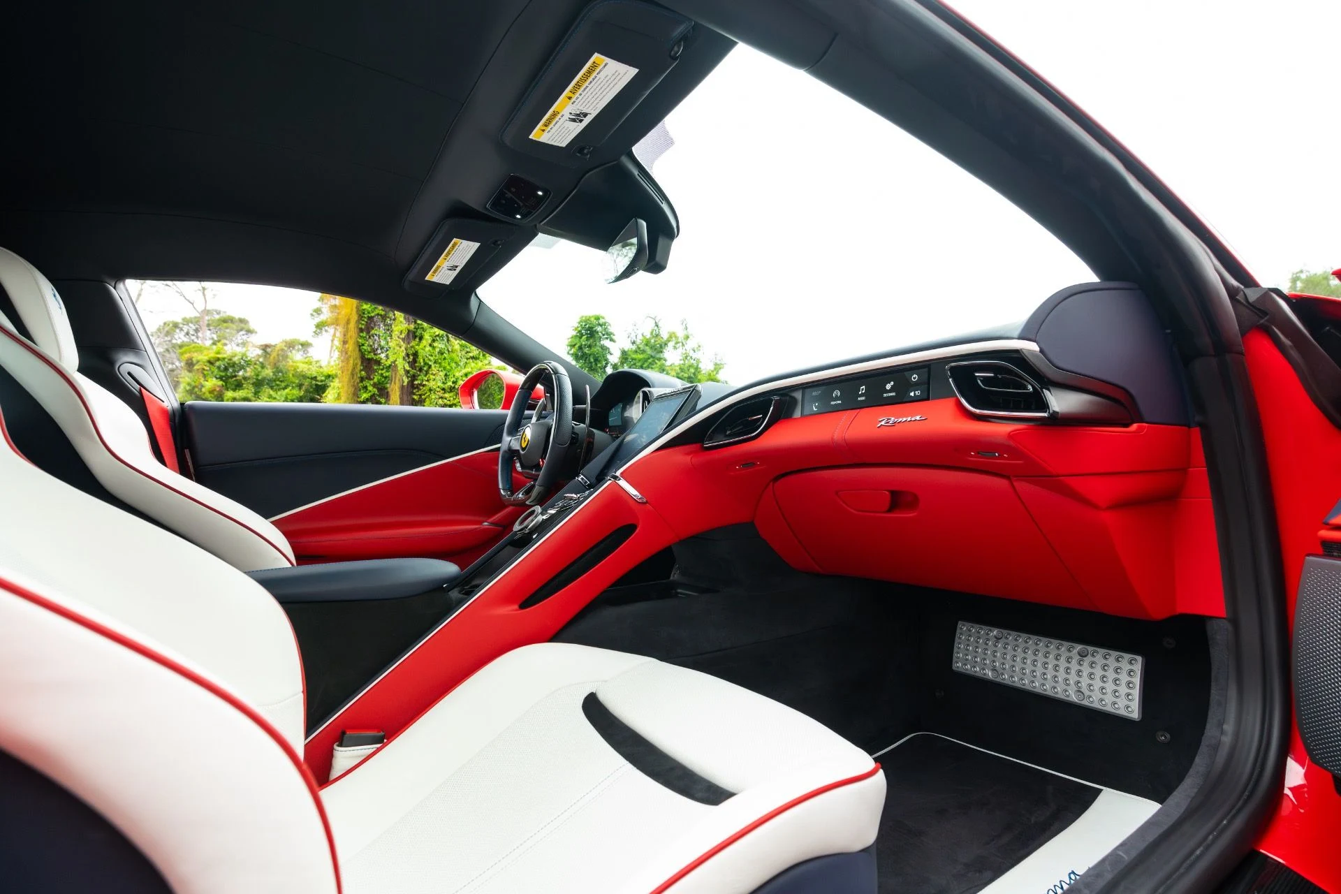mph064_2909666262_Used_2023_Ferrari_Roma_1777005512_955c18fa18