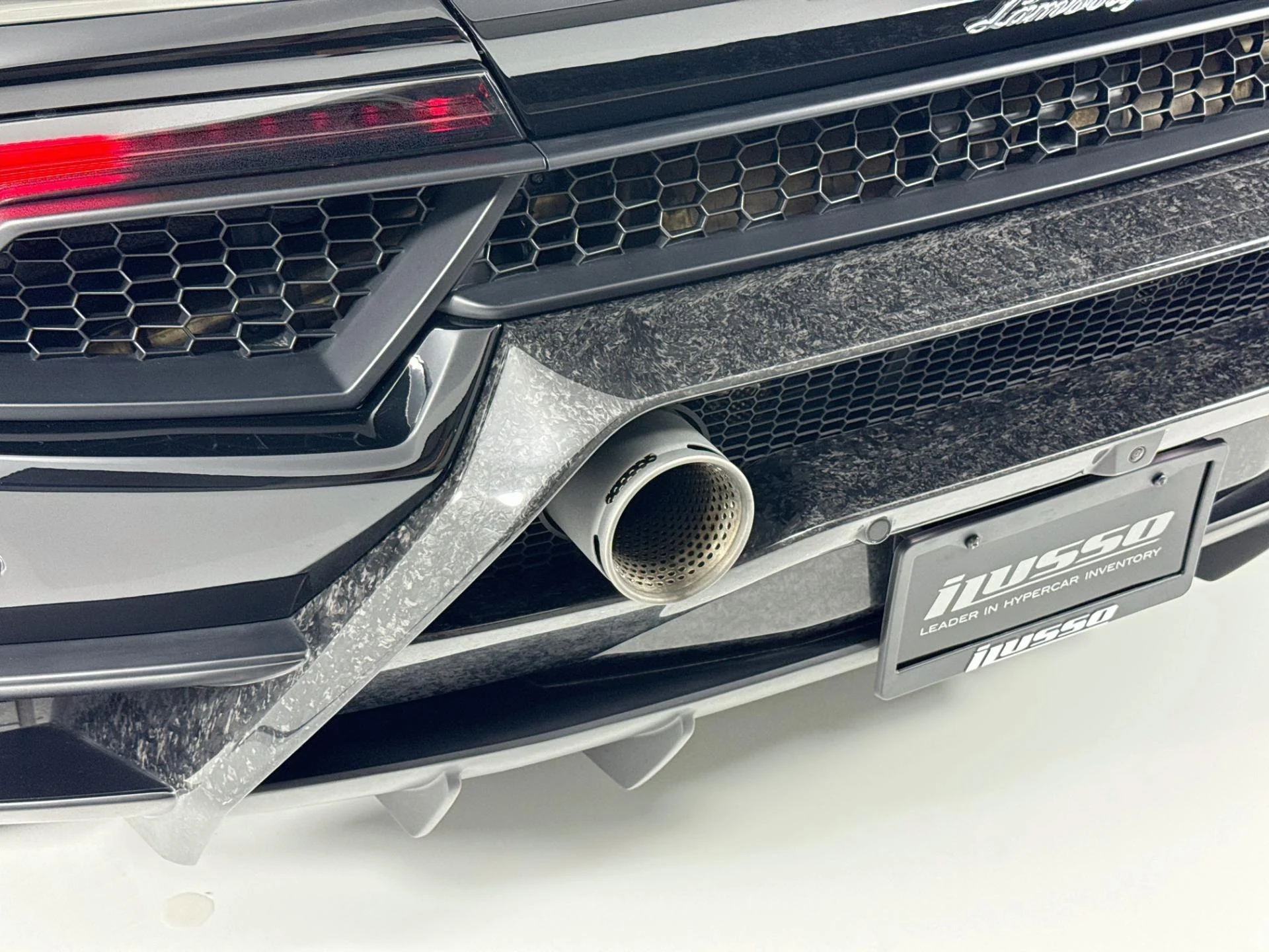 mph064_291226162_Used_2019_Lamborghini_Huracan_Performante_Spyder_1793134383_38613127c6