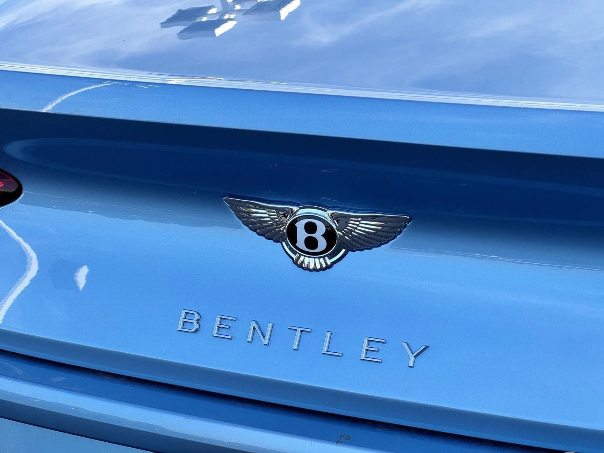 mph064_2961036055_5c361b7140e559f702924b5e9ff9582e_4b75203aae