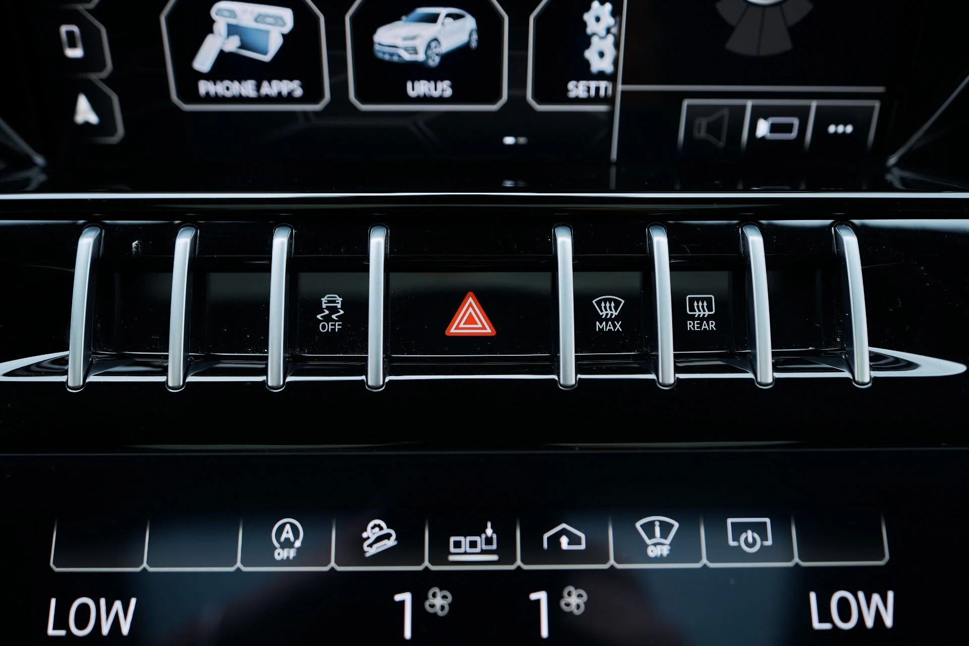 mph064_2965841672_Used_2021_Lamborghini_Urus_1763157143_f0ef5c87e6