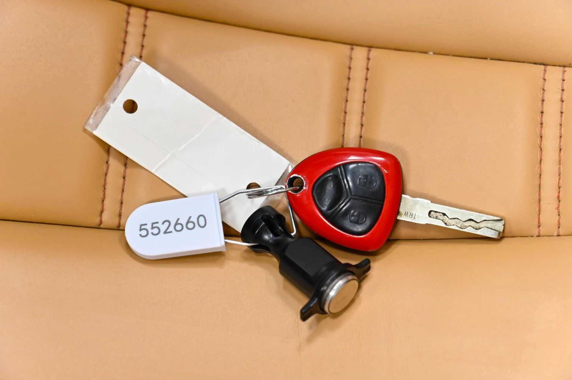 mph064_2977594633_Used_2013_Ferrari_458_Spider_1788115007_e54be79e4a