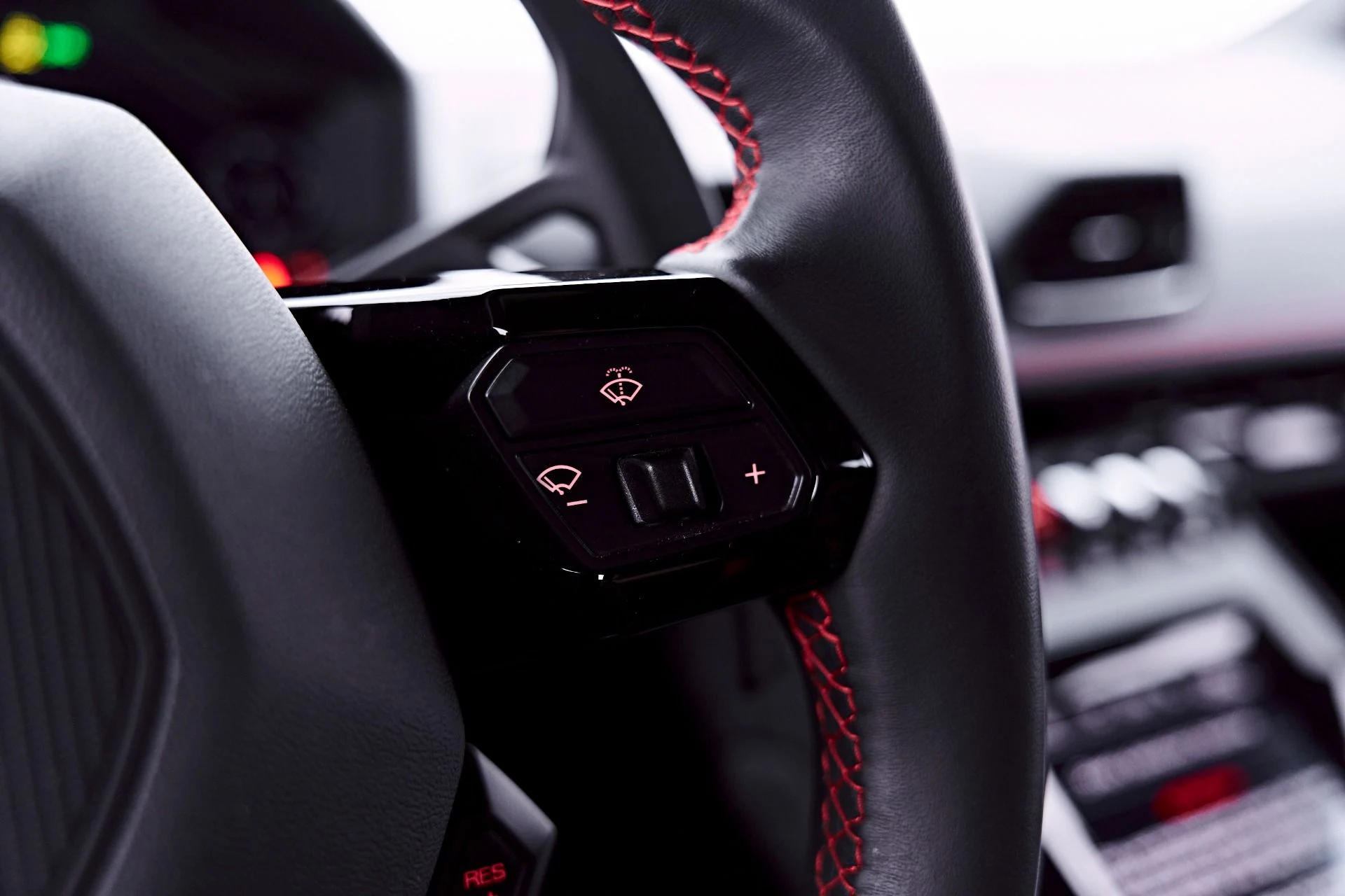 mph064_2986936158_Used_2023_Lamborghini_Huracan_Sterrato_Base_1782841588_acb2d790f3