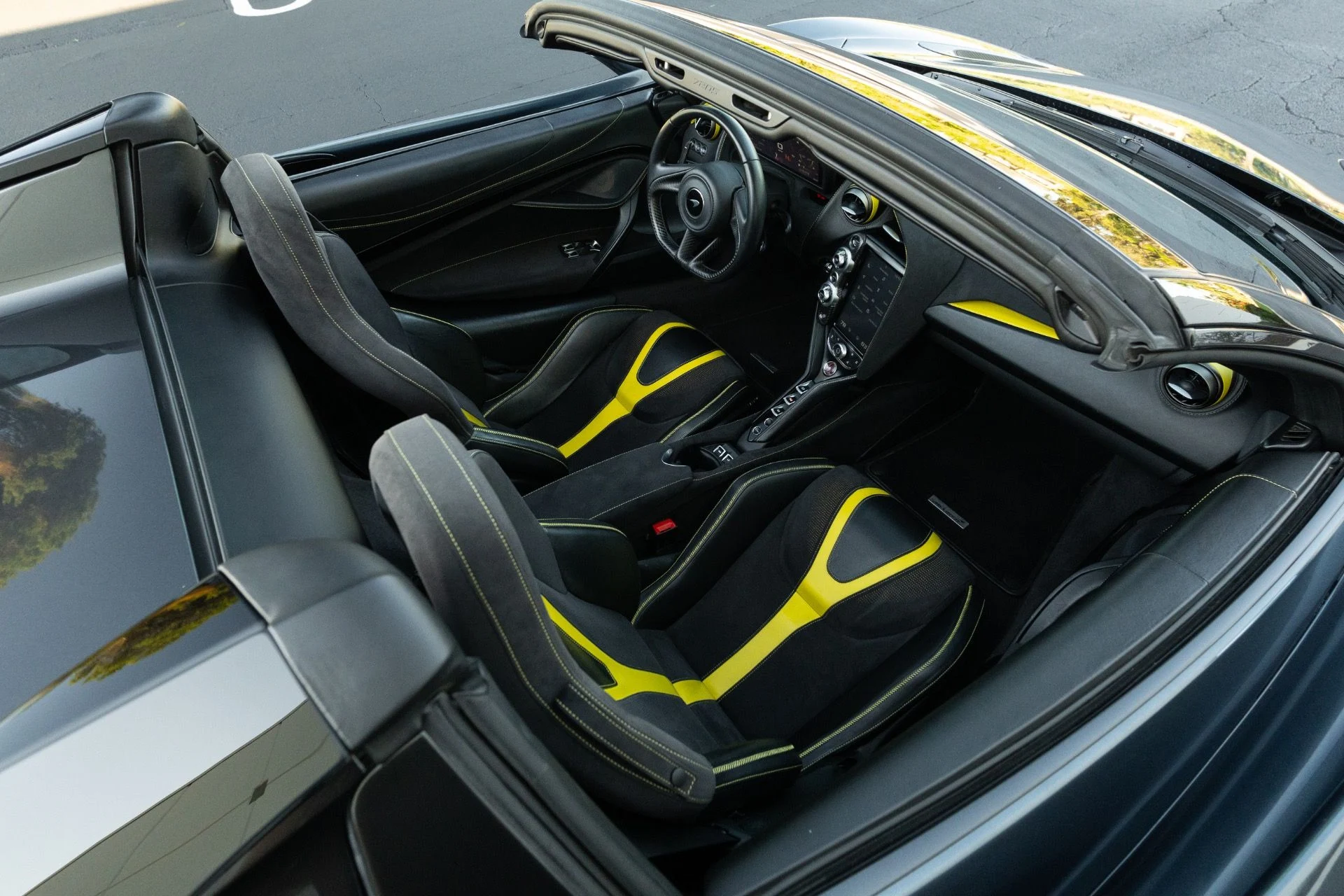 mph064_2991961519_Used_2020_Mc_Laren_720_S_Spider_1766779807_de4239f706