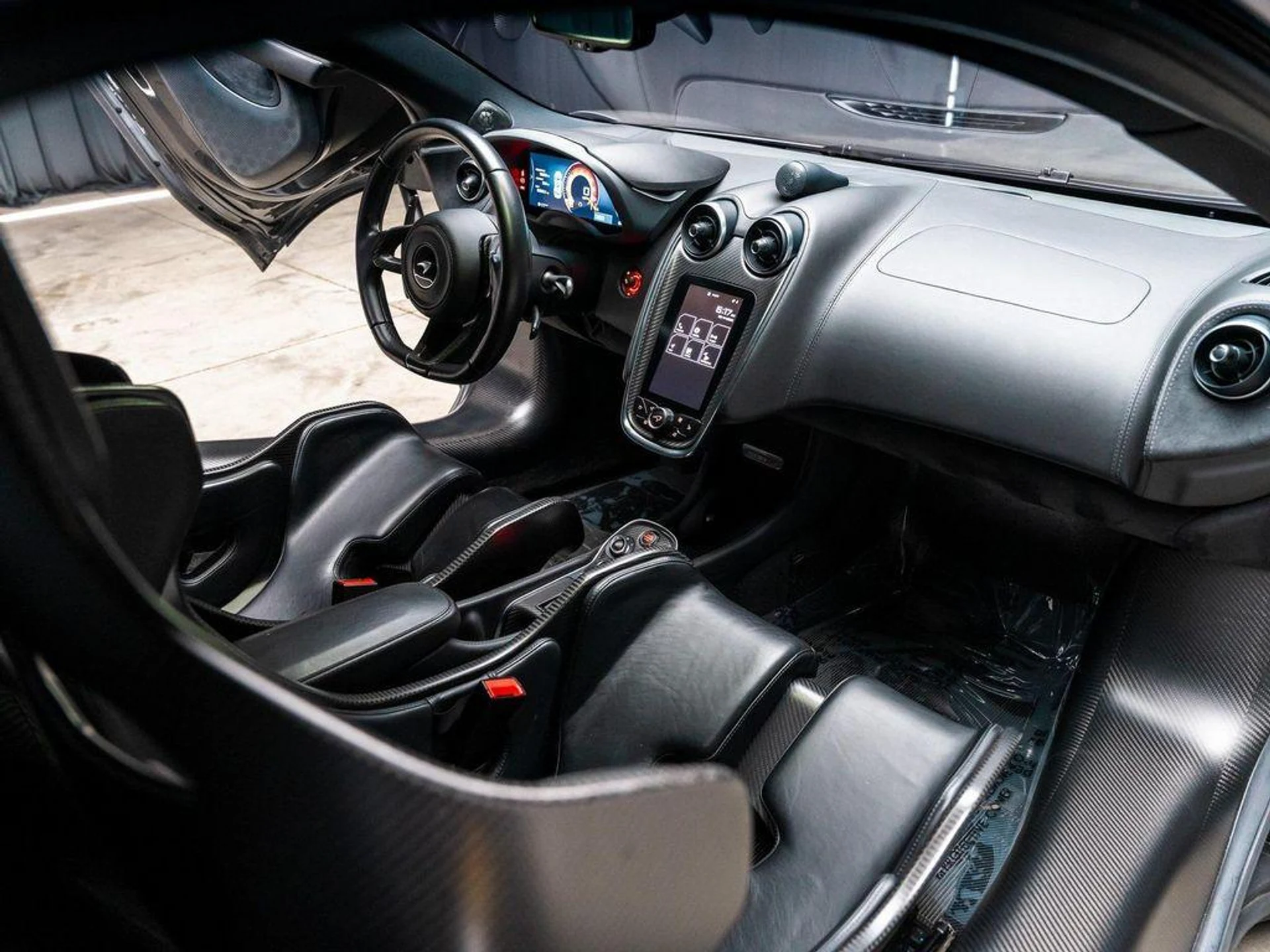 mph064_3004271760_zt_T6_O2_C_Qo_Z2a7oom9g9i62uc_AM_4_600c8dd6b5