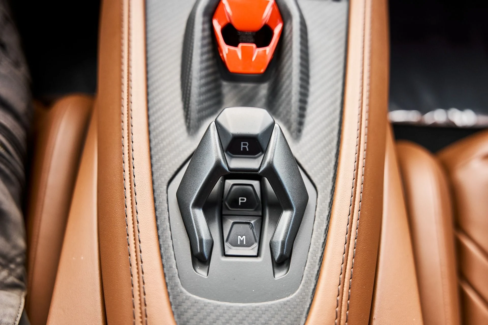 mph064_3004897403_Used_2025_Lamborghini_Revuelto_Base_1777078188_7d020793f1