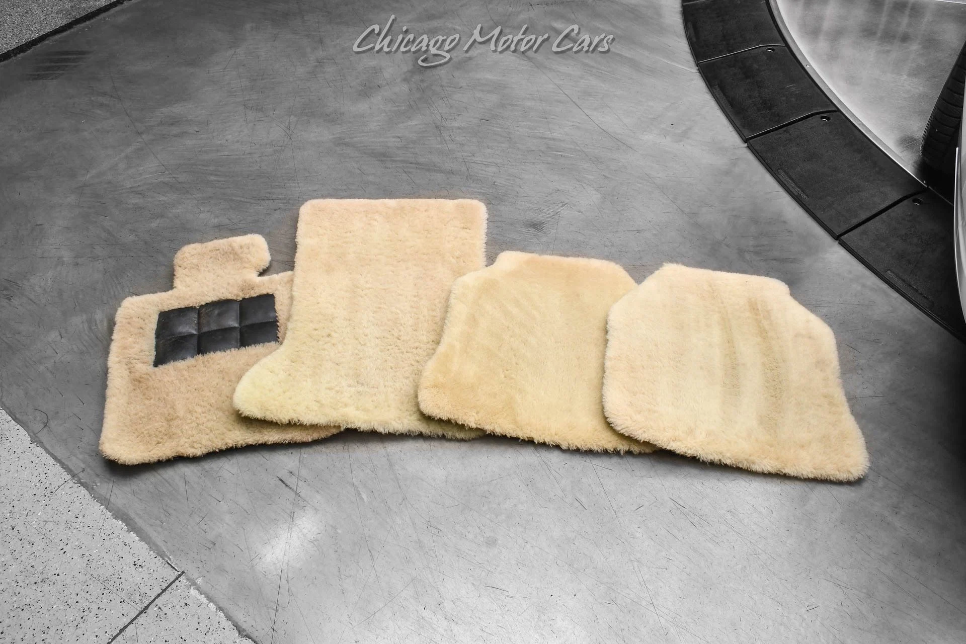 mph064_3024679660_13434_p65_l_4b71244392