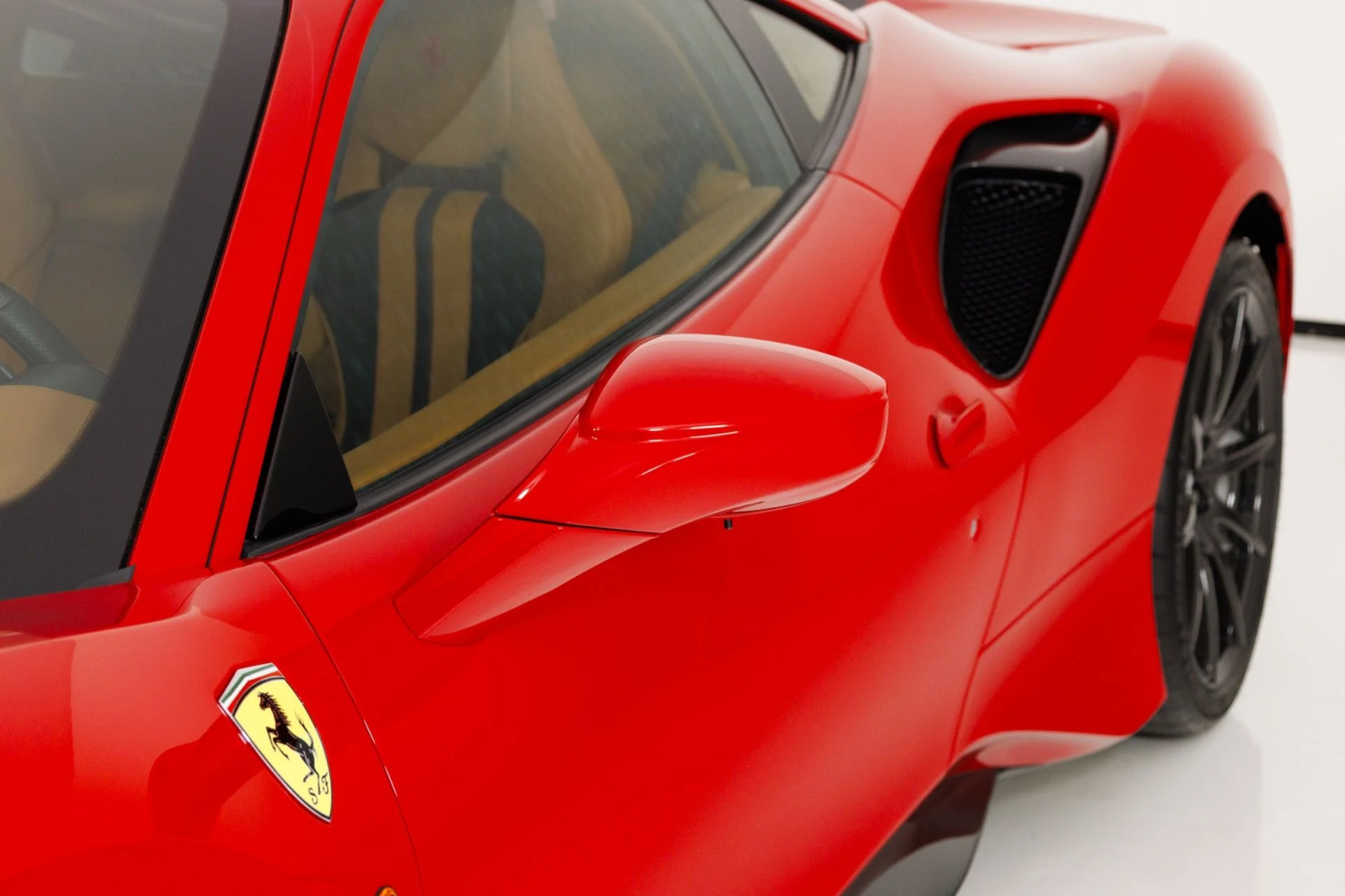 mph064_3162022540_Used_2020_Ferrari_488_Pista_1774991861_f6c8878412