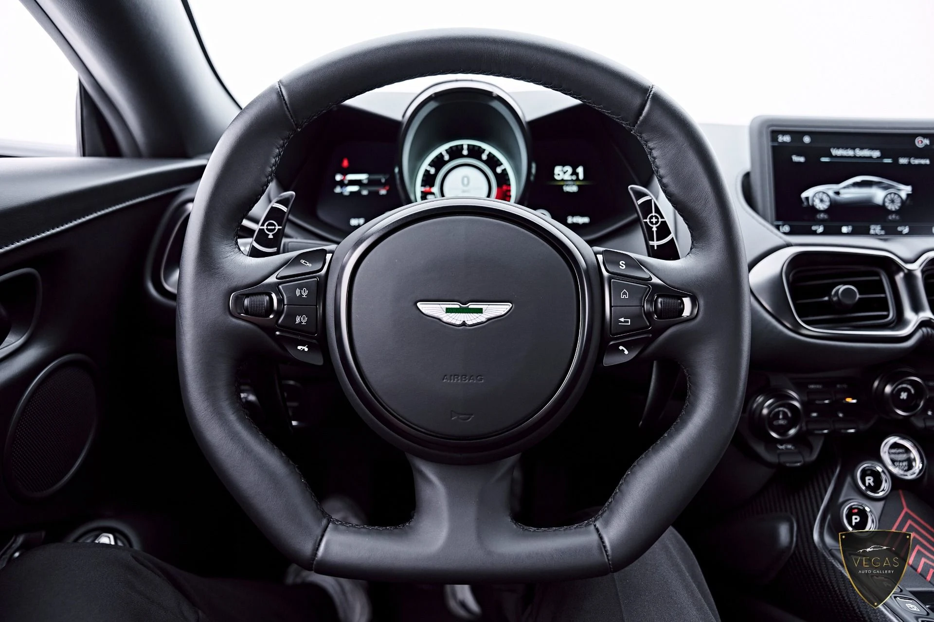mph064_3221460234_Used_2021_Aston_Martin_Vantage_Base_1785210169_69e5625805