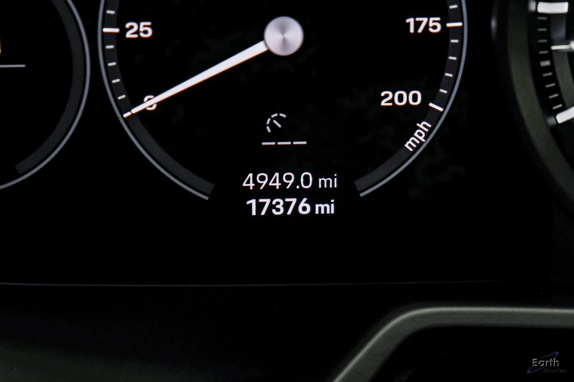 mph064_3239654817_217a5ef456ca407a4427ac3447d20e9ax_05c361da89