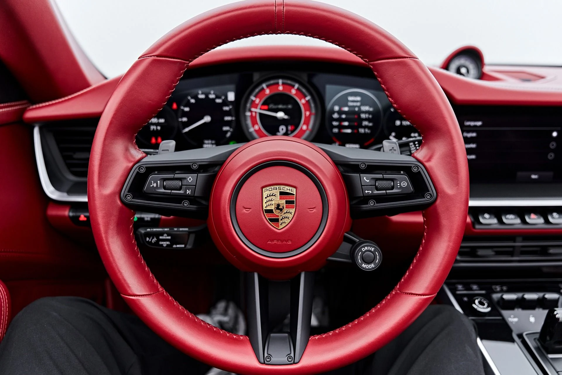 mph064_3259658191_Used_2024_Porsche_911_Turbo_S_1790988009_fe25814382