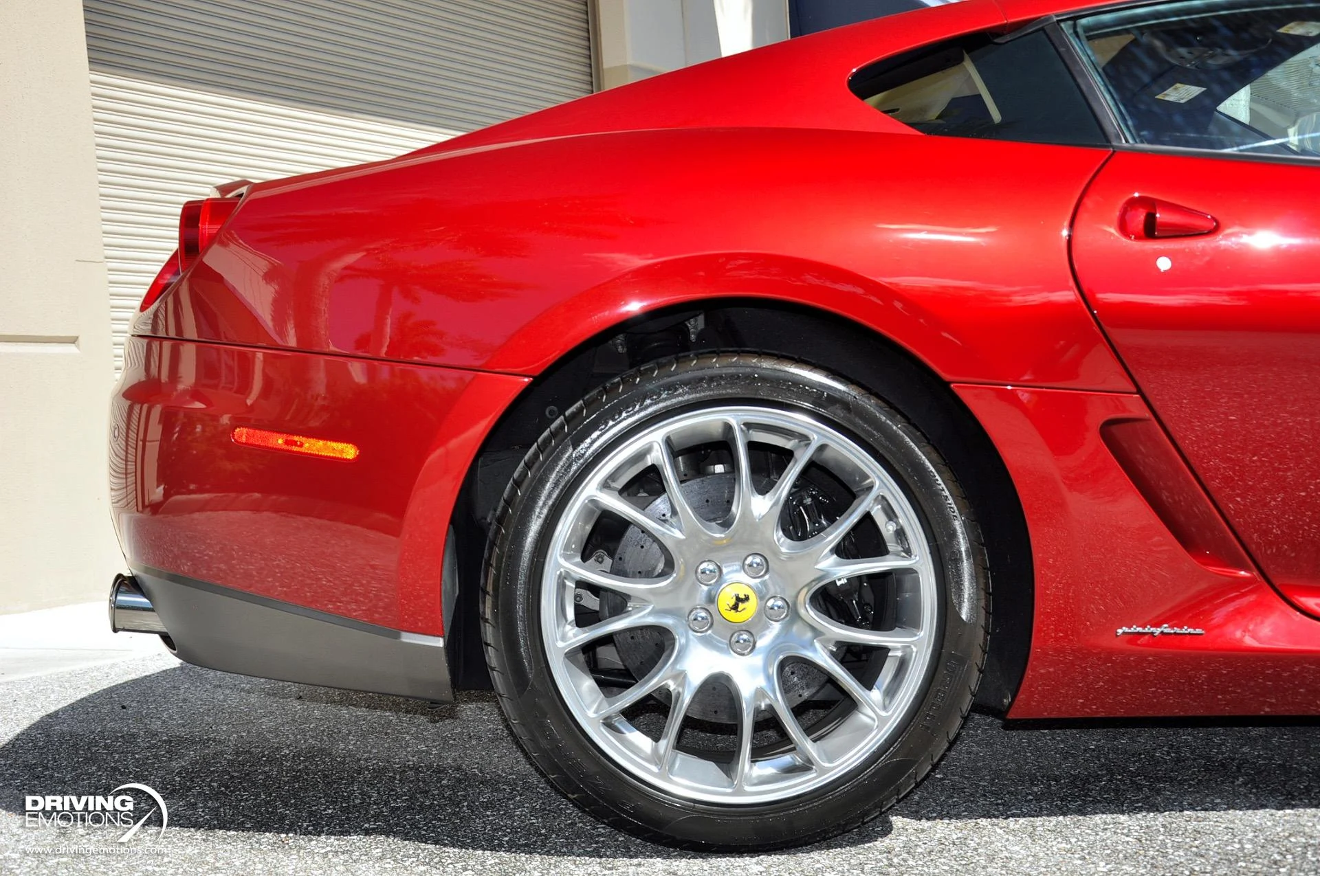 mph064_3346713821_867_p65_l_8858f3fe3f