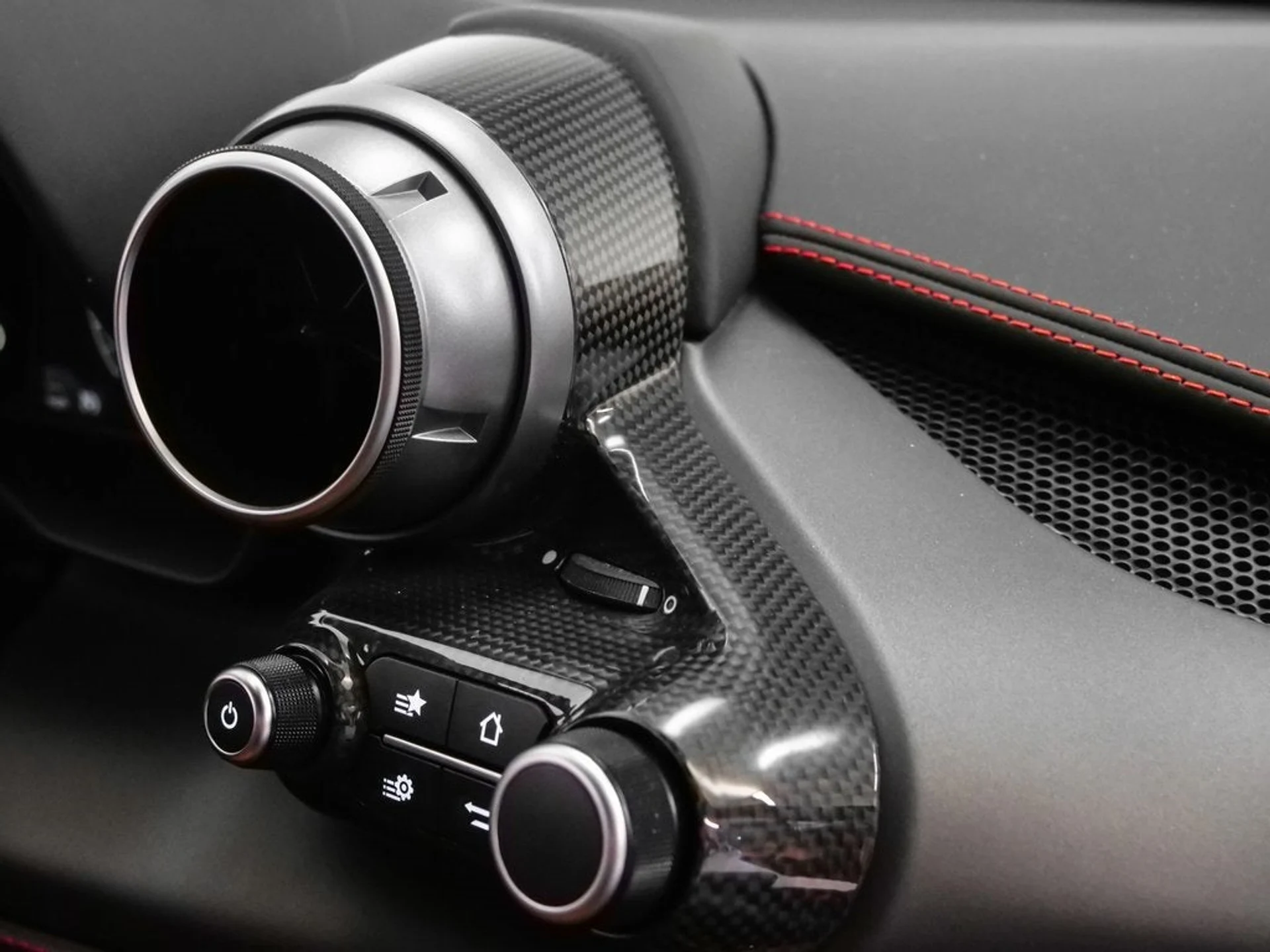 mph064_3399873562_65_920b3d11a8