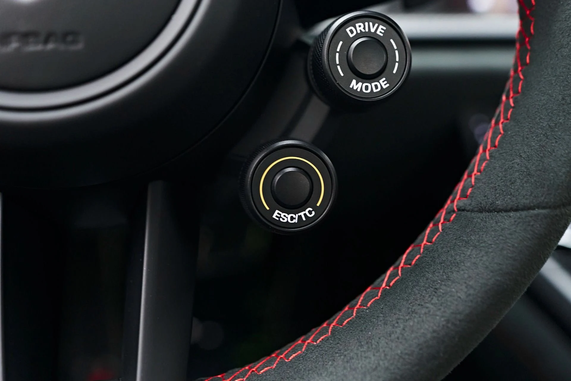mph064_3429533332_Used_2024_Porsche_911_GT_3_RS_1754680271_2de2445175