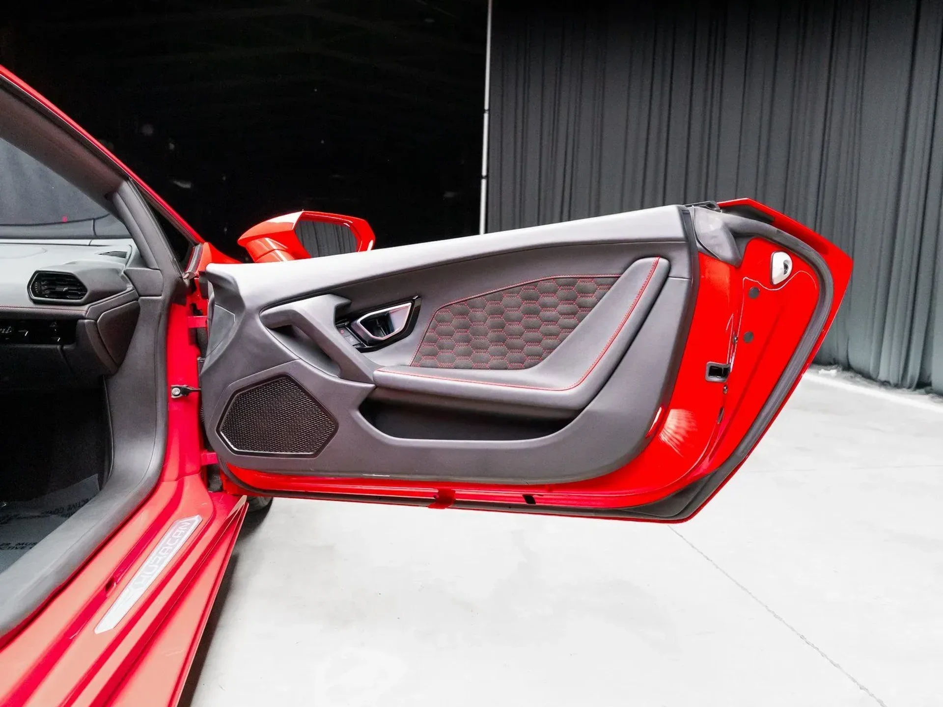 mph064_3512820474_df7200f9_4dfe_4bab_9729_b6c1fdff80f0_19d6a40fdf