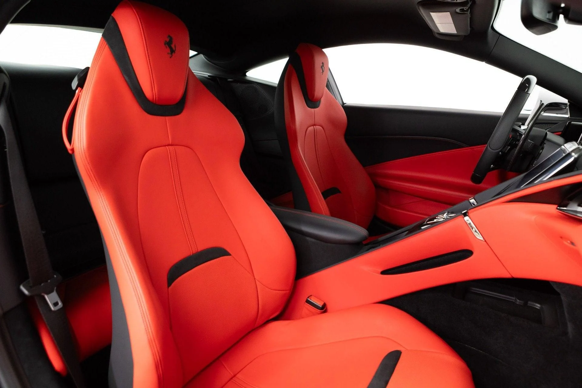 mph064_3527271195_Used_2024_Ferrari_Roma_1777368649_248ca87f53