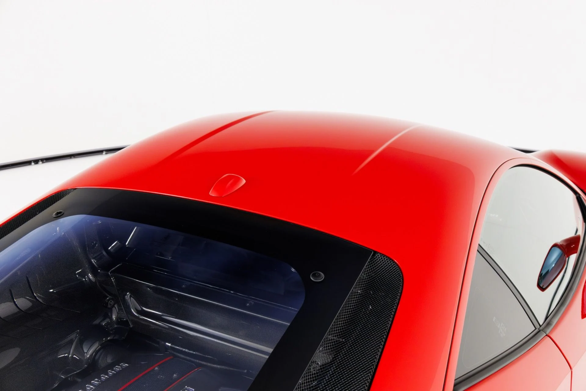 mph064_3543700419_Used_2019_Ferrari_488_Pista_1780072971_280d94eef1
