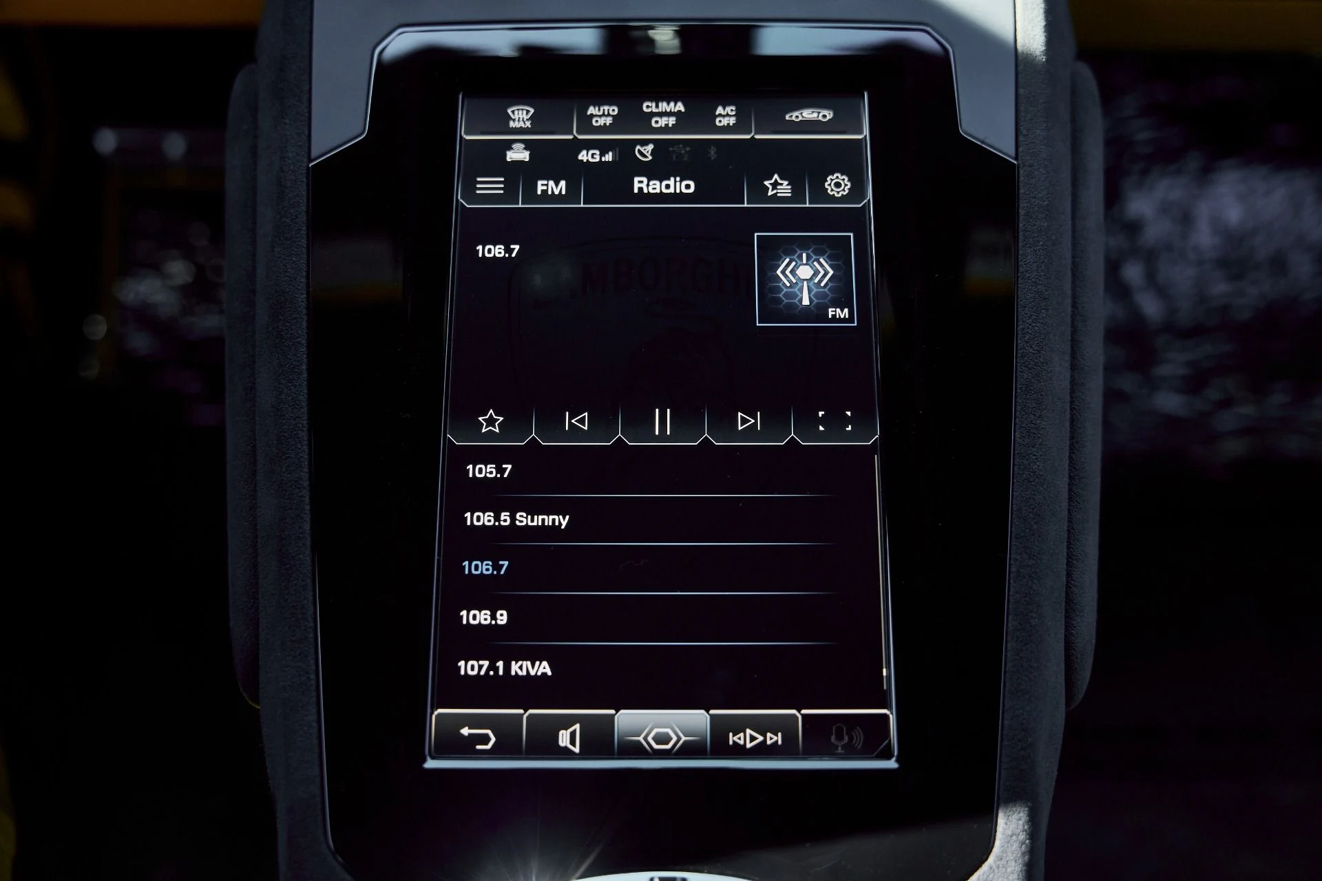 mph064_3589791927_Used_2023_Lamborghini_Huracan_Tecnica_1768616213_e17a1ee96f