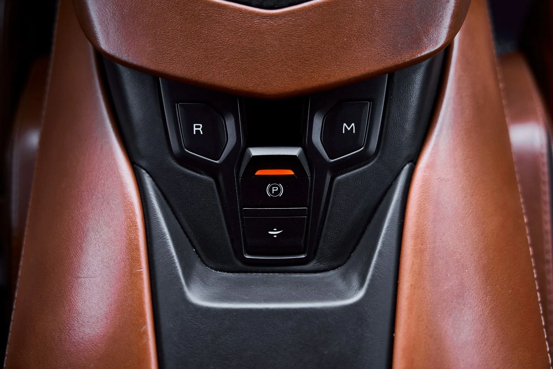 mph064_3597919487_Used_2018_Lamborghini_Aventador_S_Base_1773191892_a750d9ce7b