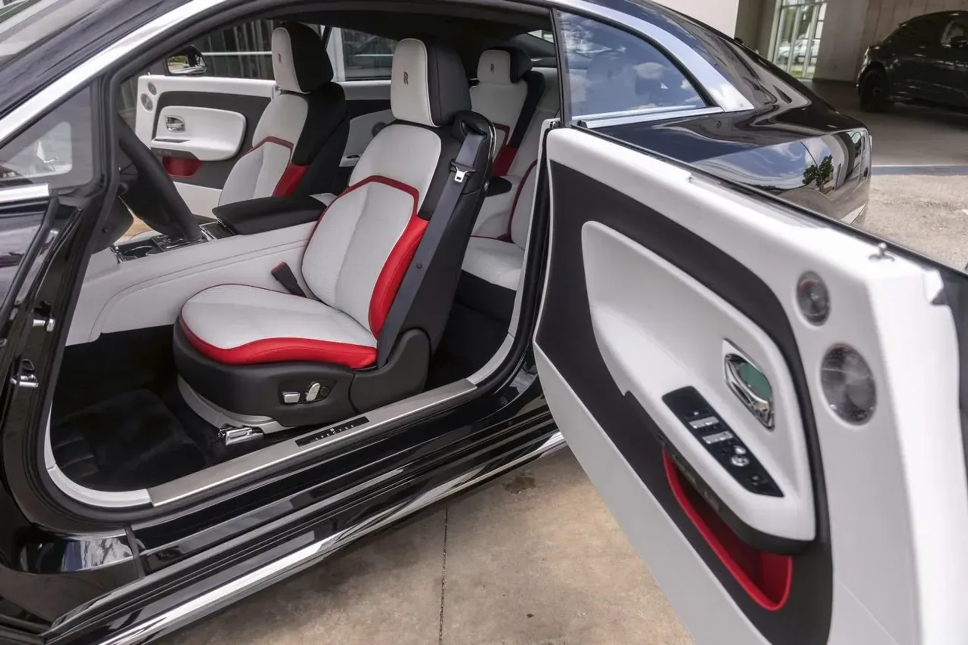 mph064_3606840323_998b8537d8ef47d4bf77be35b68a3b34_163bb5cd26