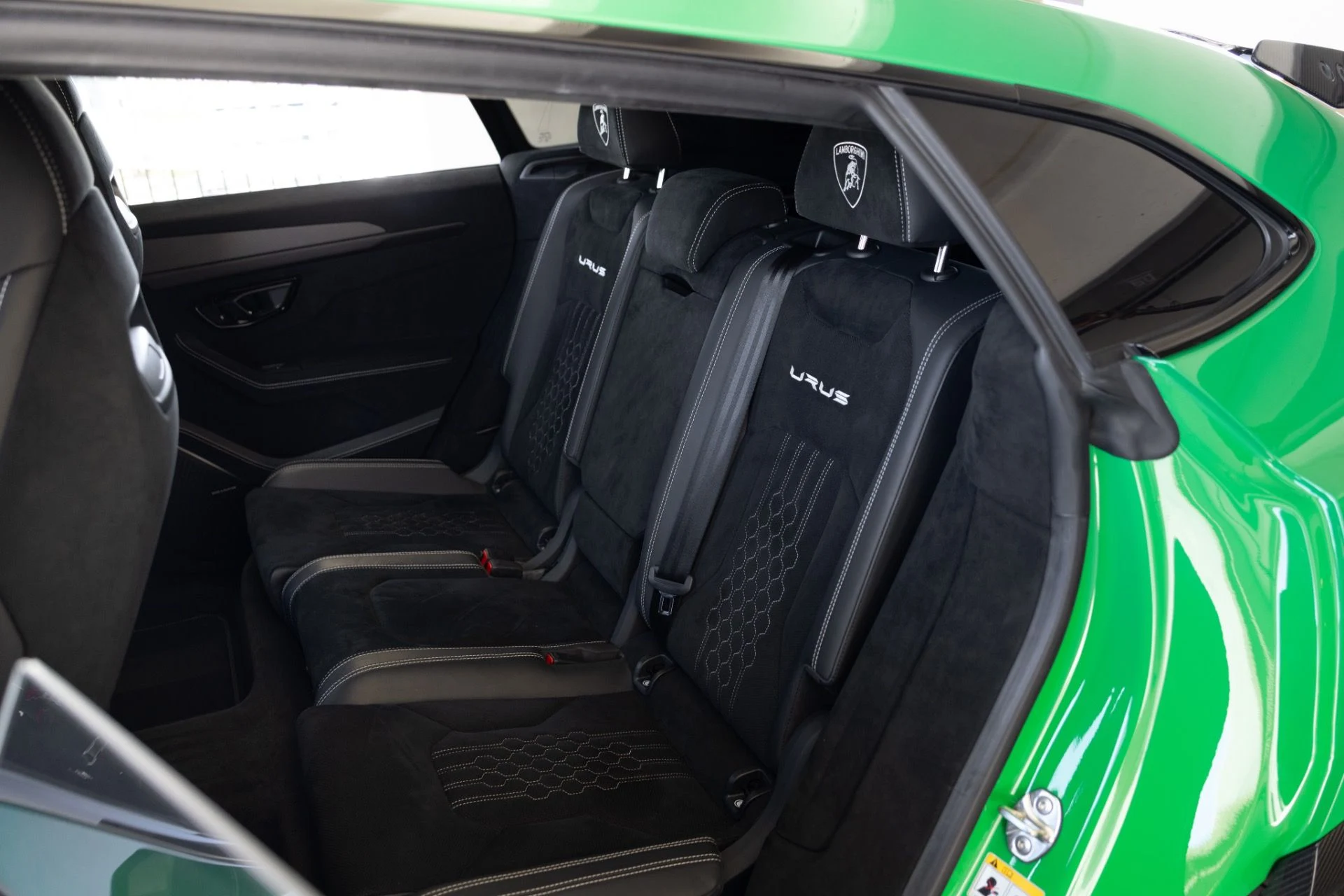mph064_3613593329_Used_2023_Lamborghini_Urus_Performante_1780090767_04c85f1332