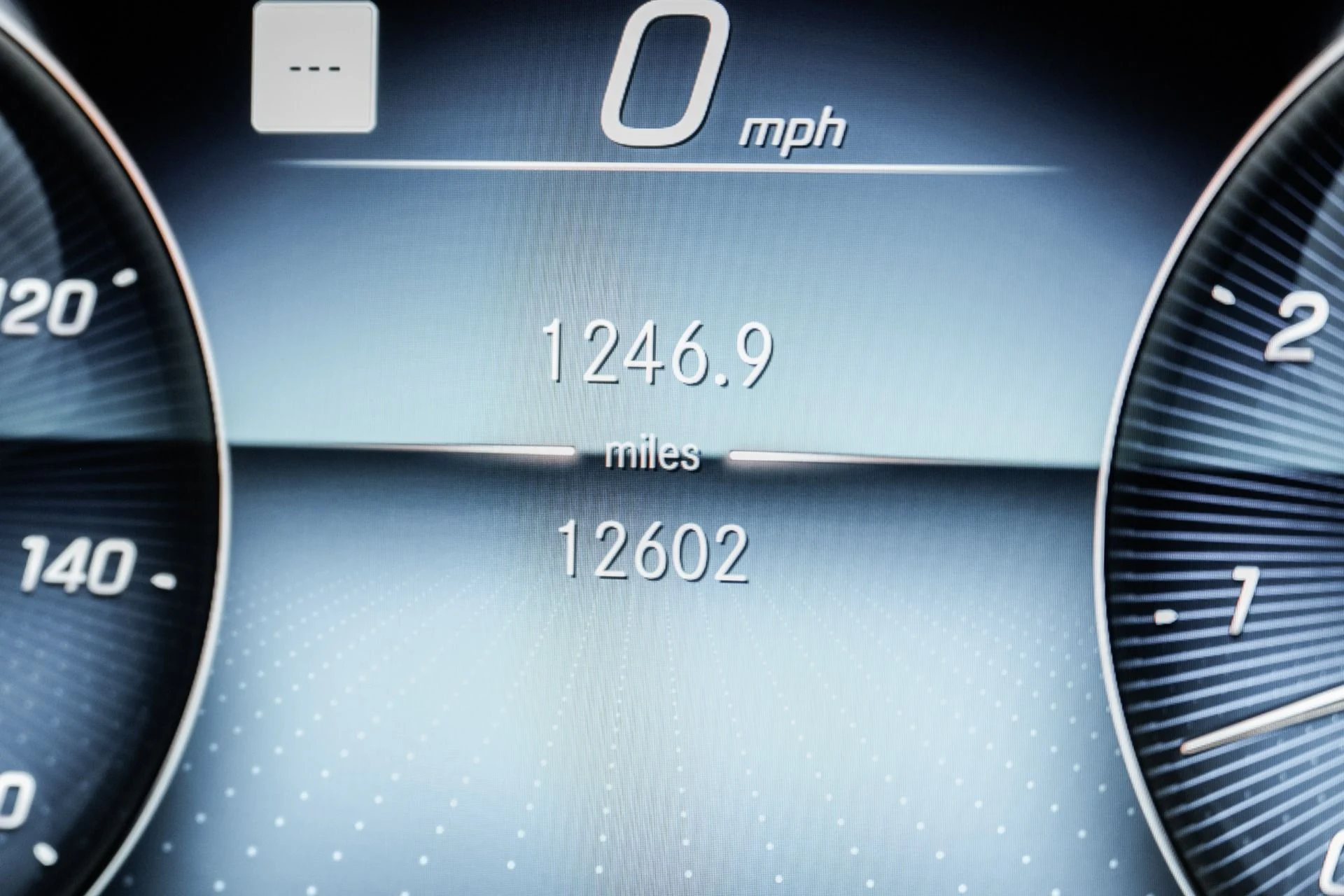 mph064_3647906533_Used_2022_Mercedes_Benz_GLS_Maybach_GLS_600_1761673303_81c05f11c0