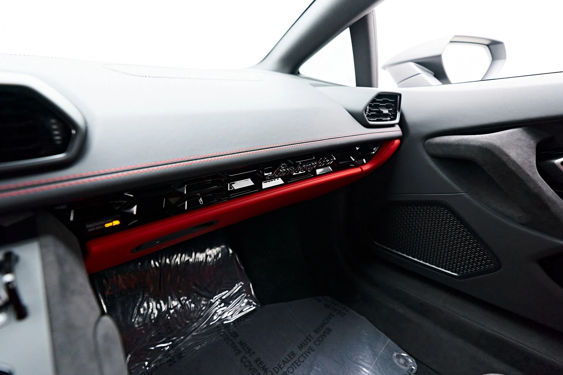 mph064_3662741114_Used_2023_Lamborghini_Huracan_Sterrato_Base_1708481025_29468dc77f