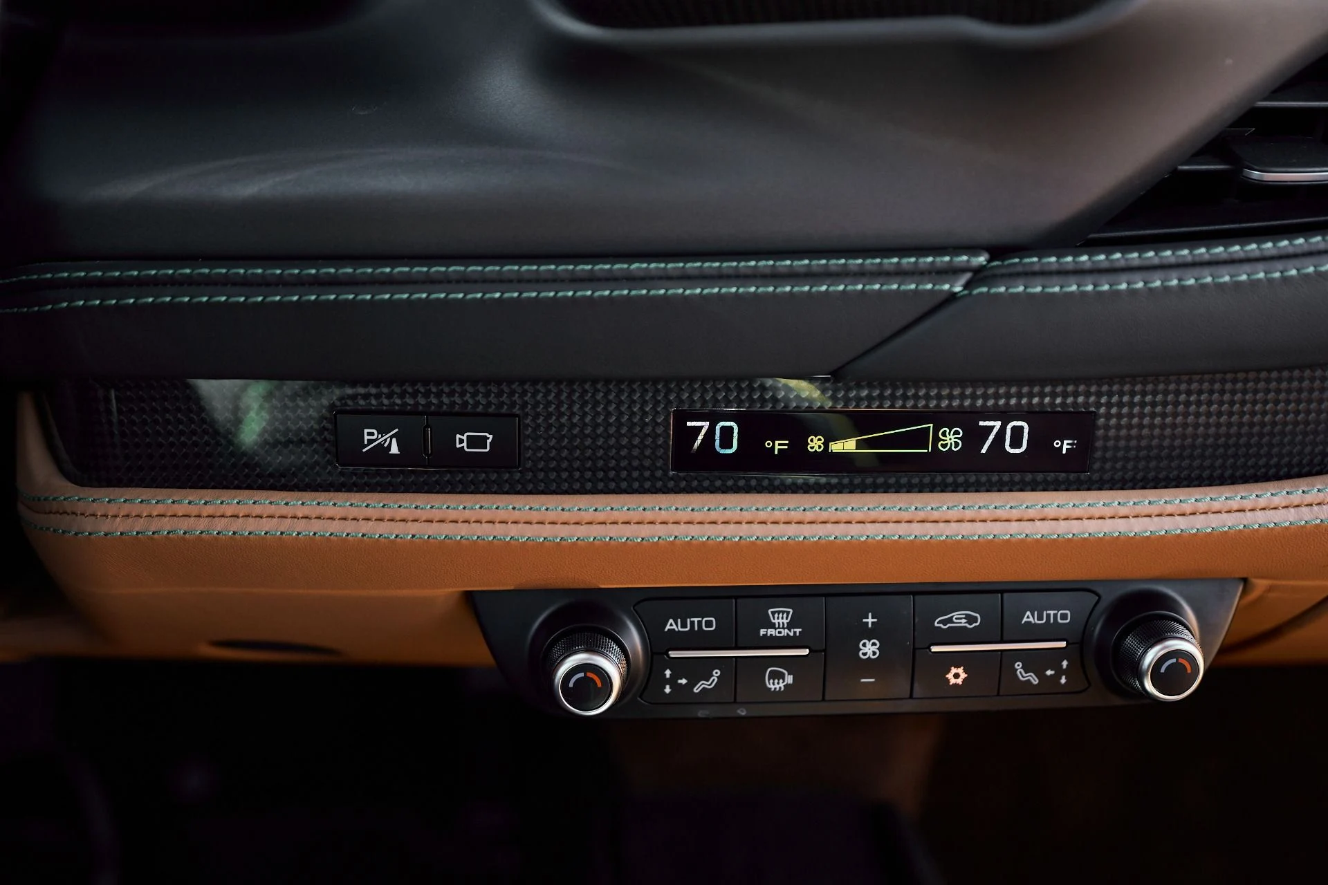 mph064_3678205787_Used_2022_Ferrari_F8_Tributo_Base_1765662181_8e8f3b336d