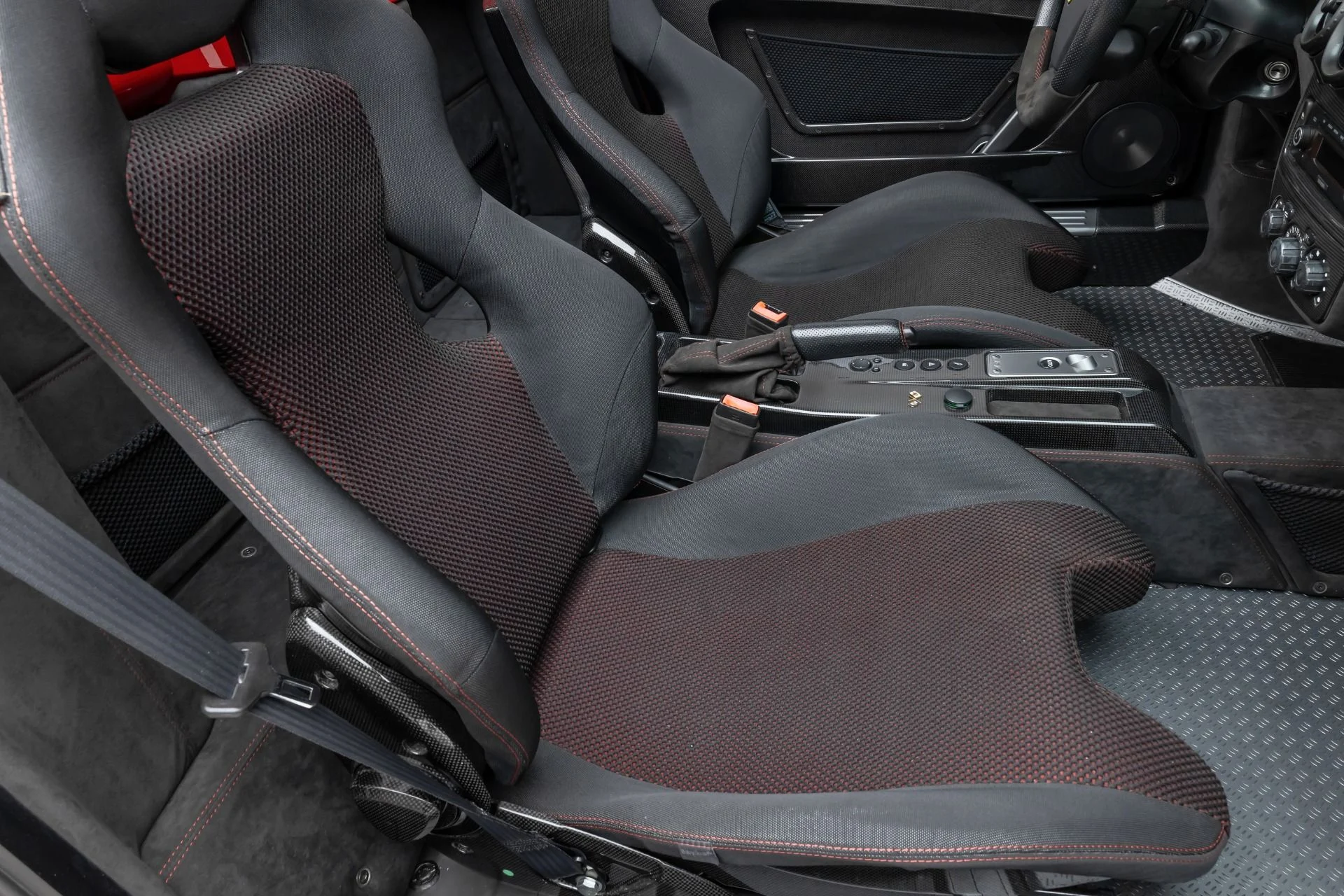 mph064_3679684472_Used_2009_Ferrari_430_Scuderia_Spider_16_M_1759182936_7ac3720862