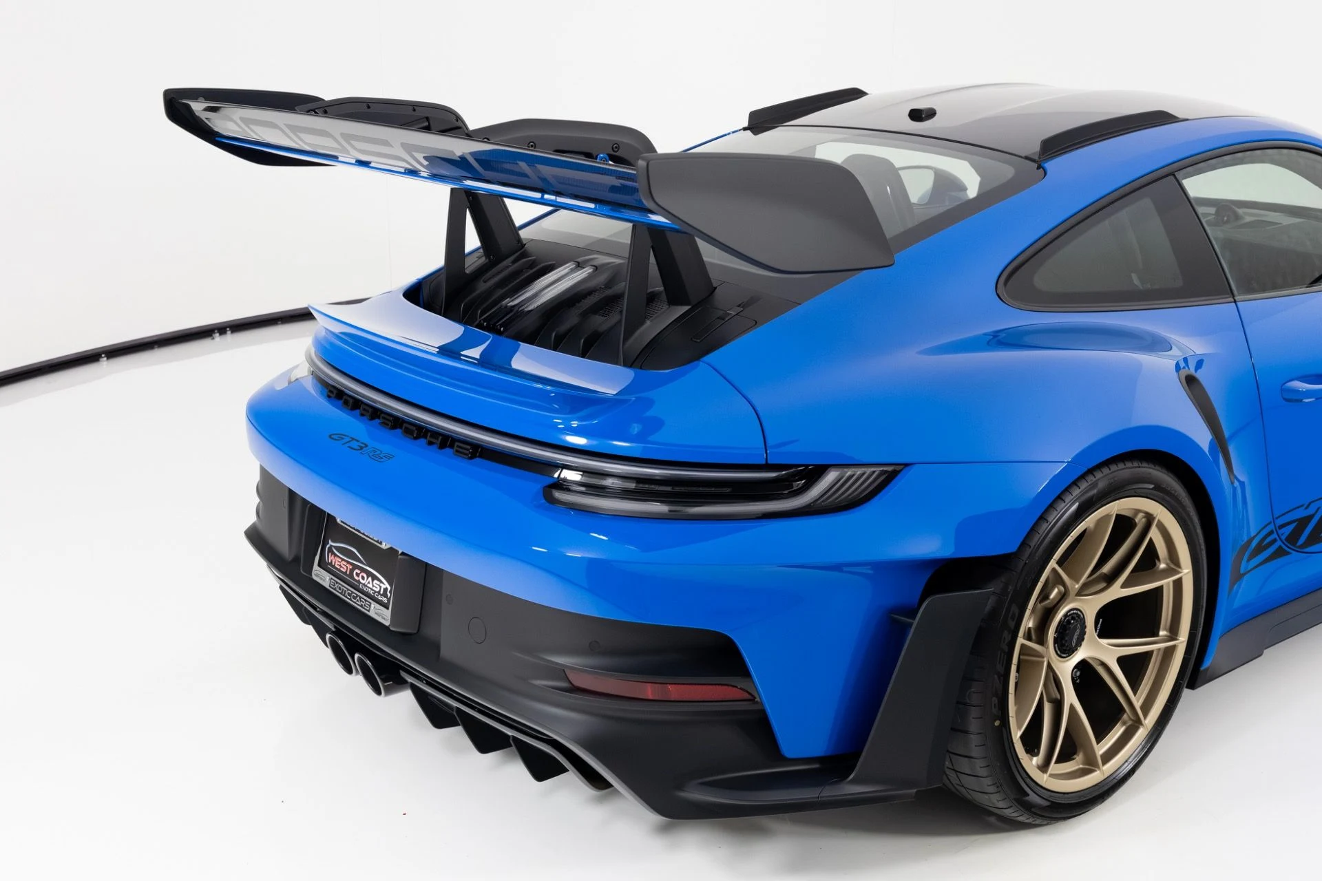 mph064_3718597234_Used_2025_Porsche_911_GT_3_RS_1765482762_b0b020f893