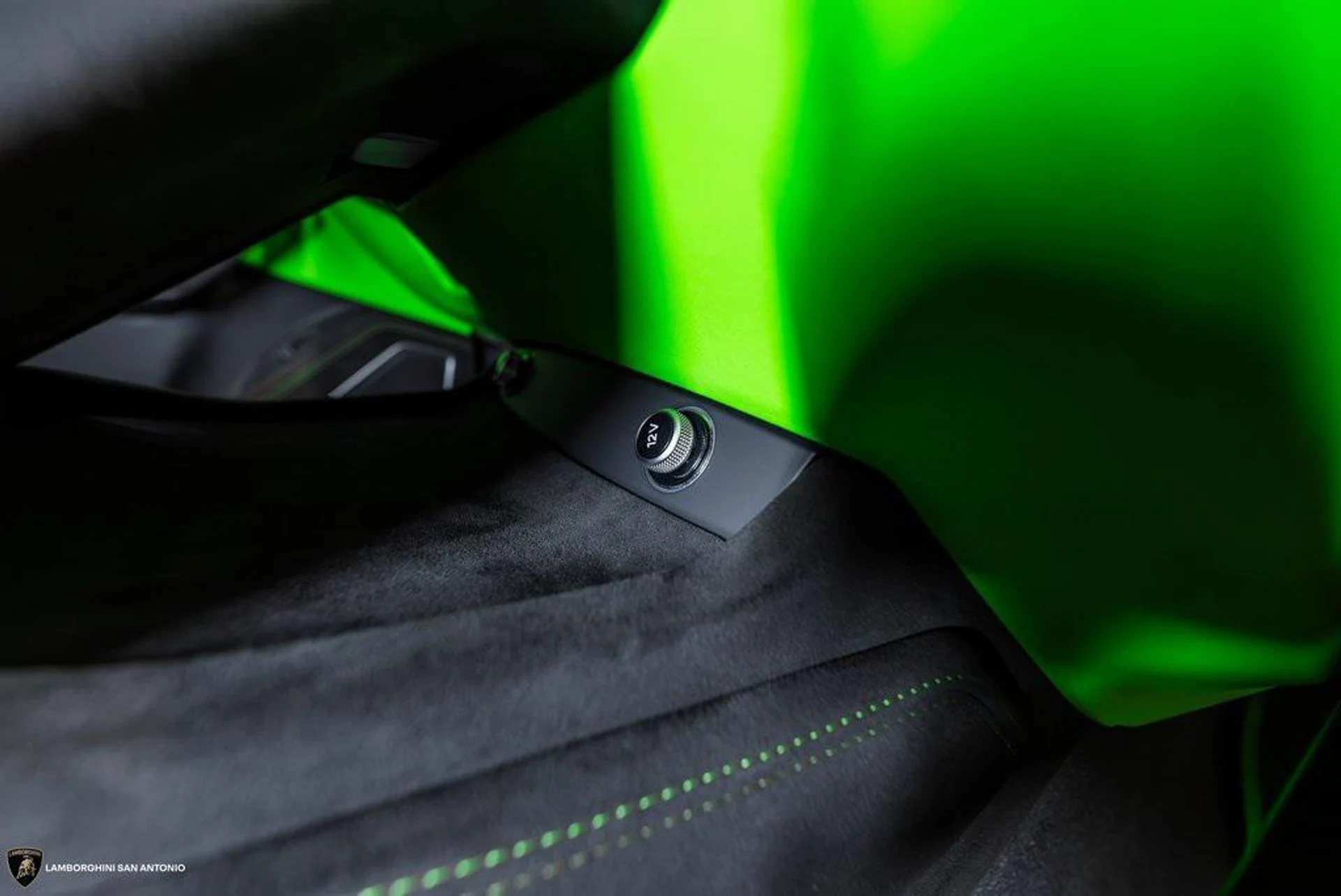 mph064_3725021387_t_U_Uwf_QT_Cj8_PP_2_S_Ul7q_Is_Y6_Qh_Sfg_1e069b7714