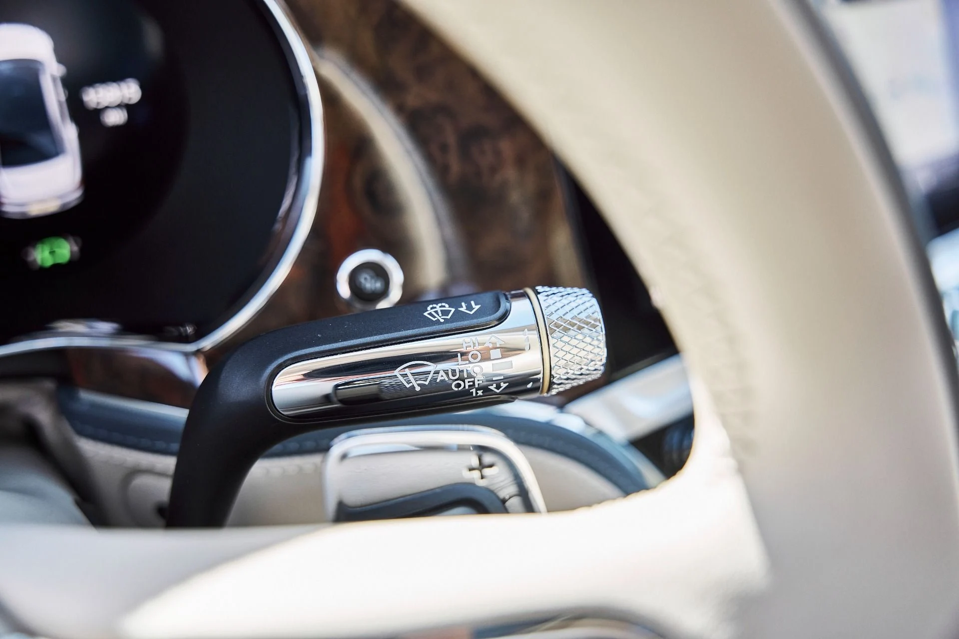 mph064_373846172_Used_2022_Bentley_Flying_Spur_W12_1781229079_4ed0a500ec