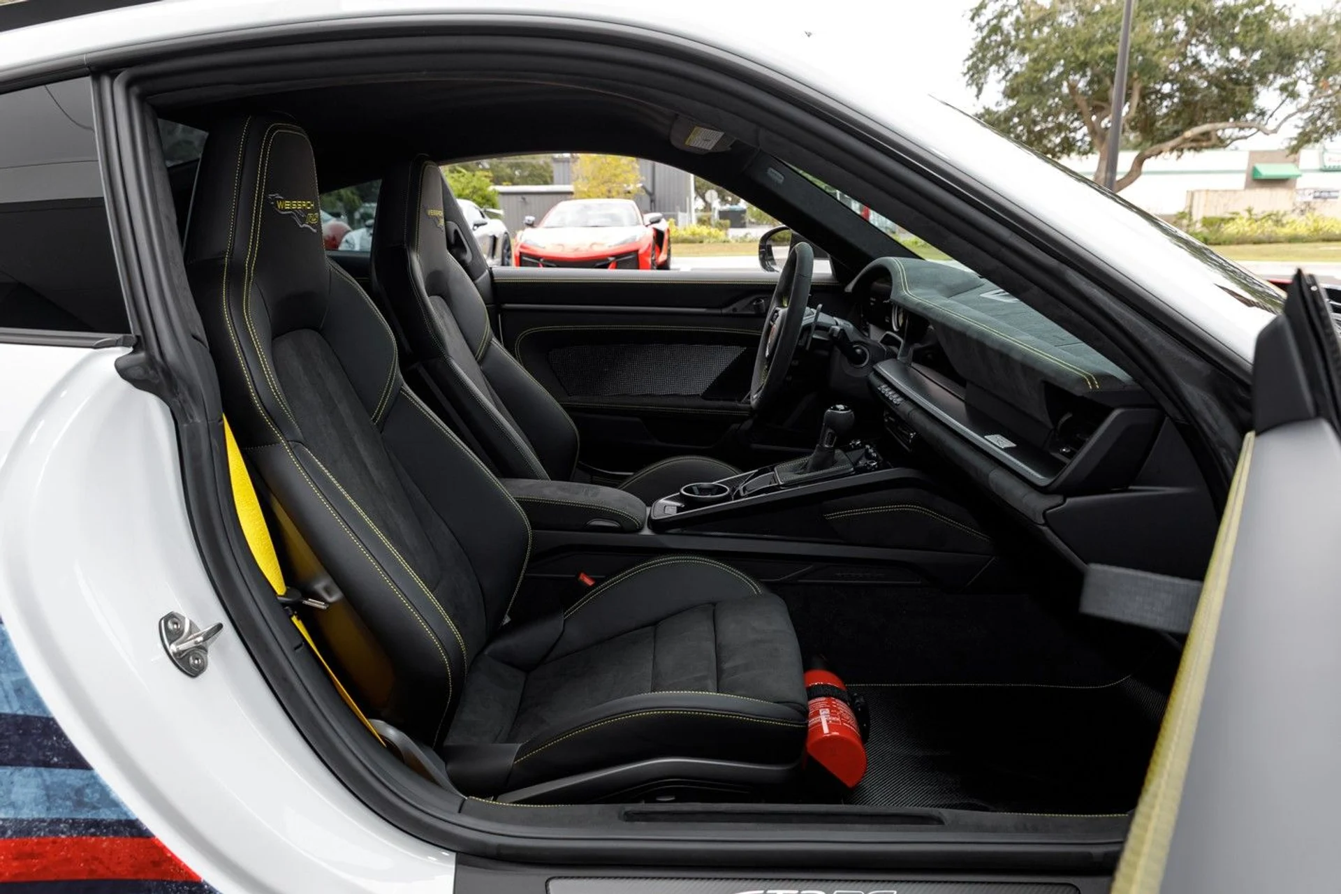 mph064_3760523555_645_p69_l_909707bd0a