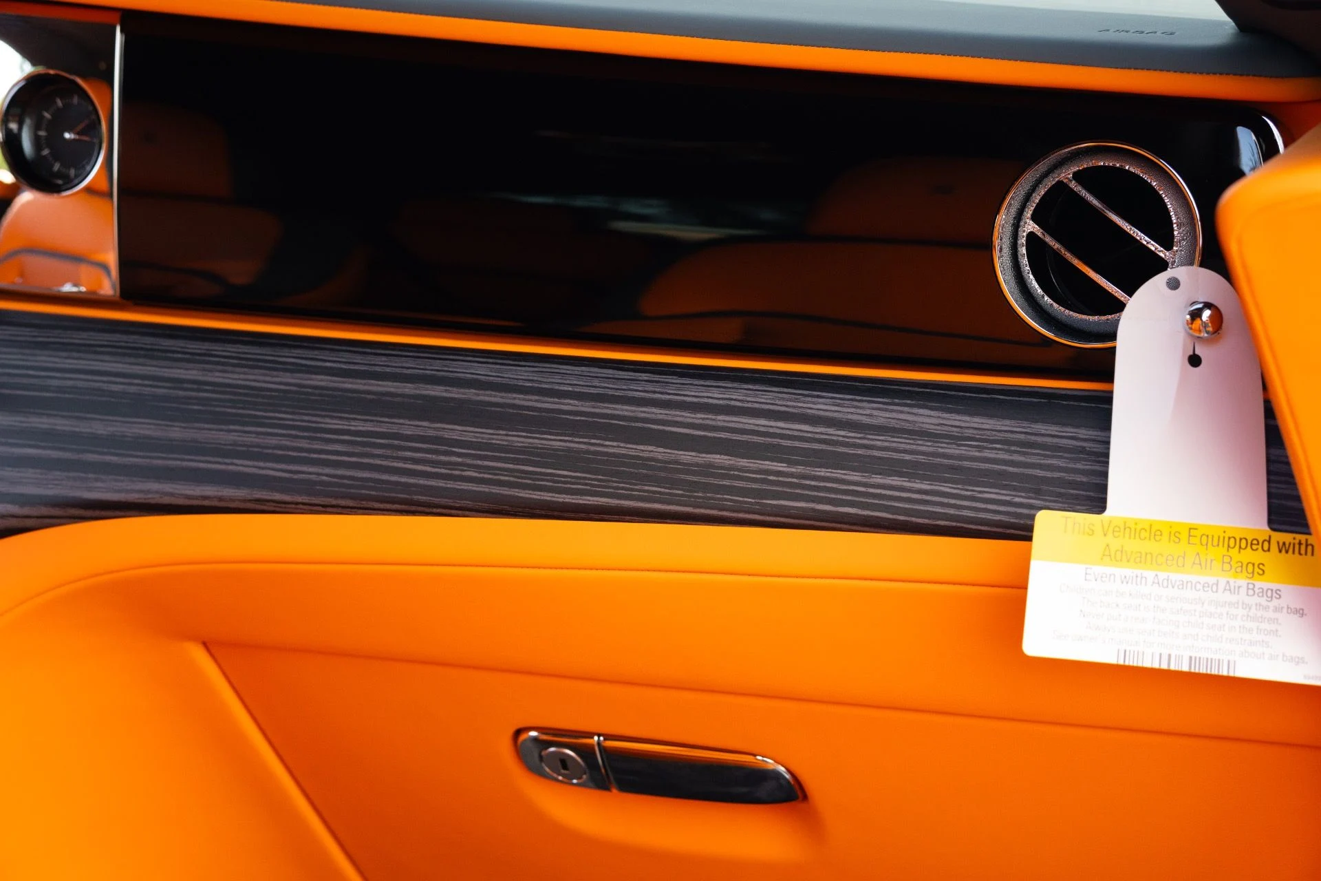 mph064_3780790755_Used_2024_Rolls_Royce_Spectre_1772250917_5030b7f168