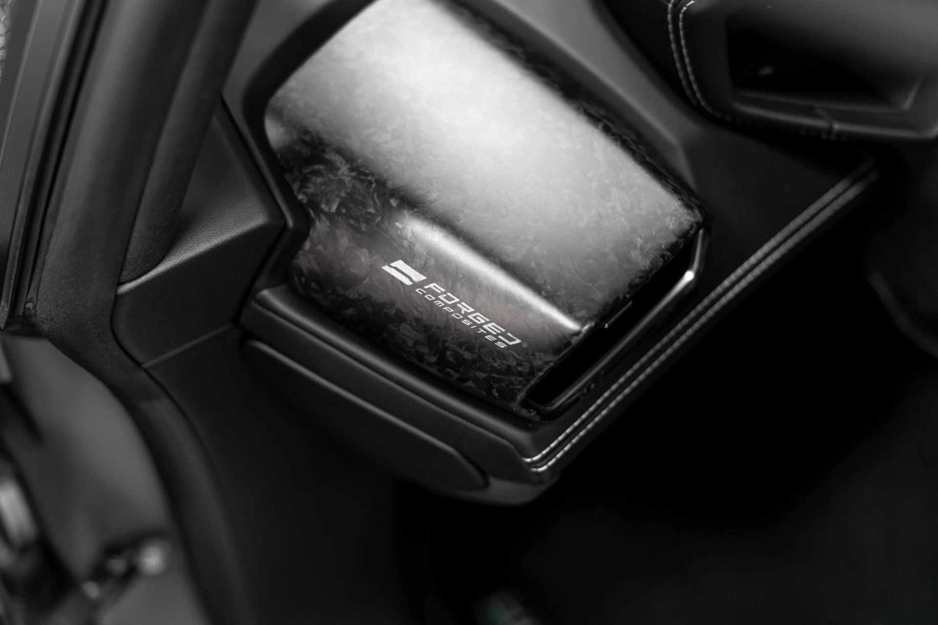 mph064_383555923_Used_2017_Lamborghini_Huracan_1765410503_50921ace63