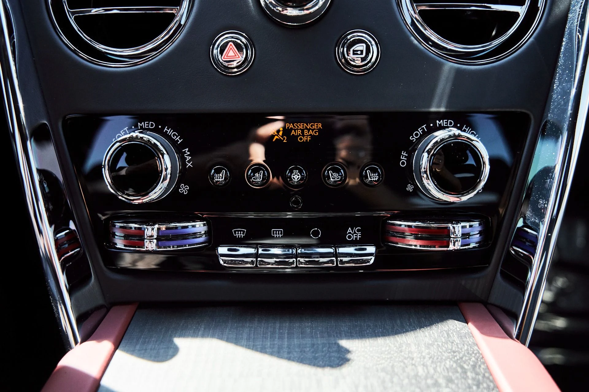 mph064_3895475274_Used_2026_Rolls_Royce_Cullinan_1774544575_95258ded86