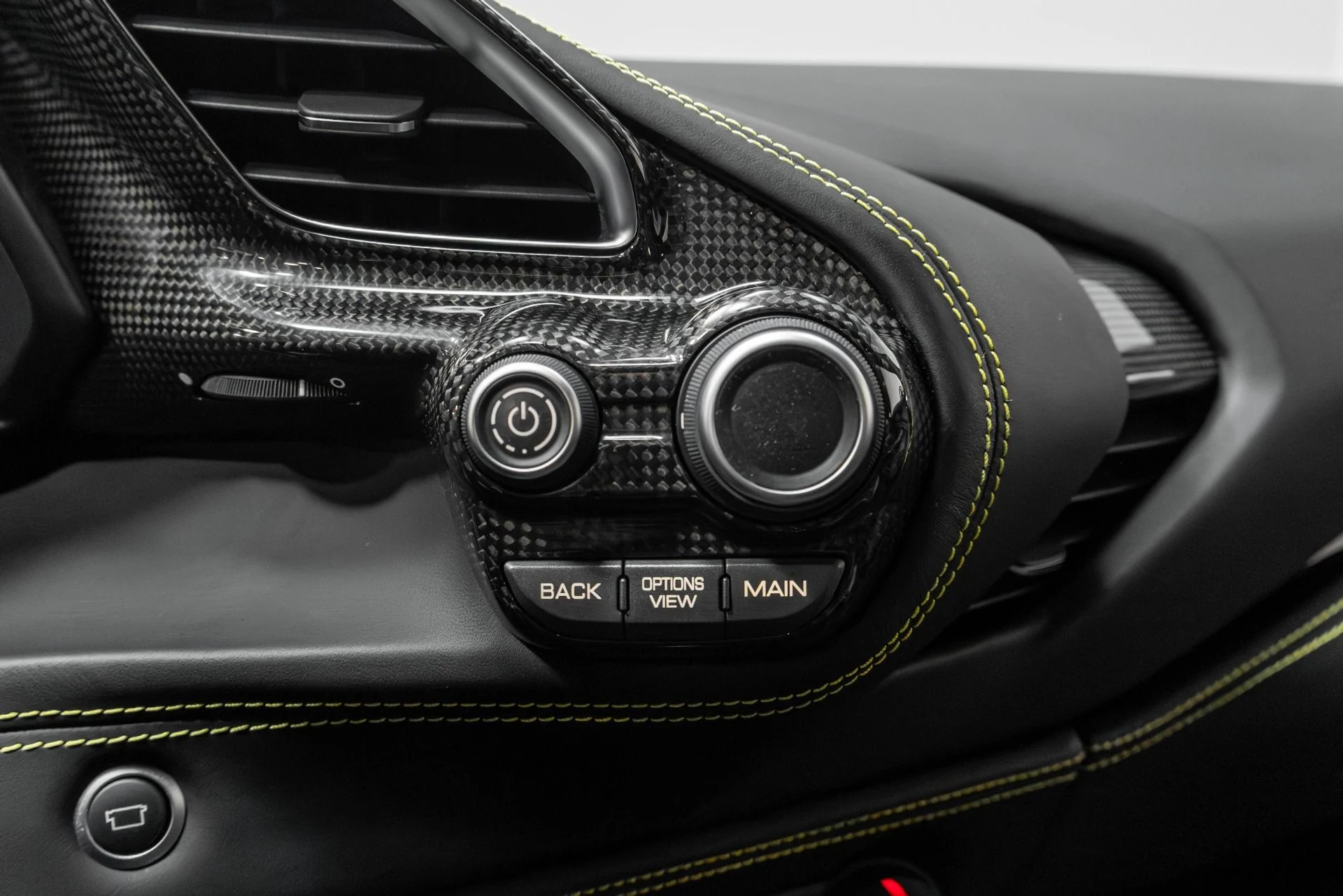 mph064_3927472742_Used_2018_Ferrari_488_GTB_Base_1771040686_e2d7e39f86