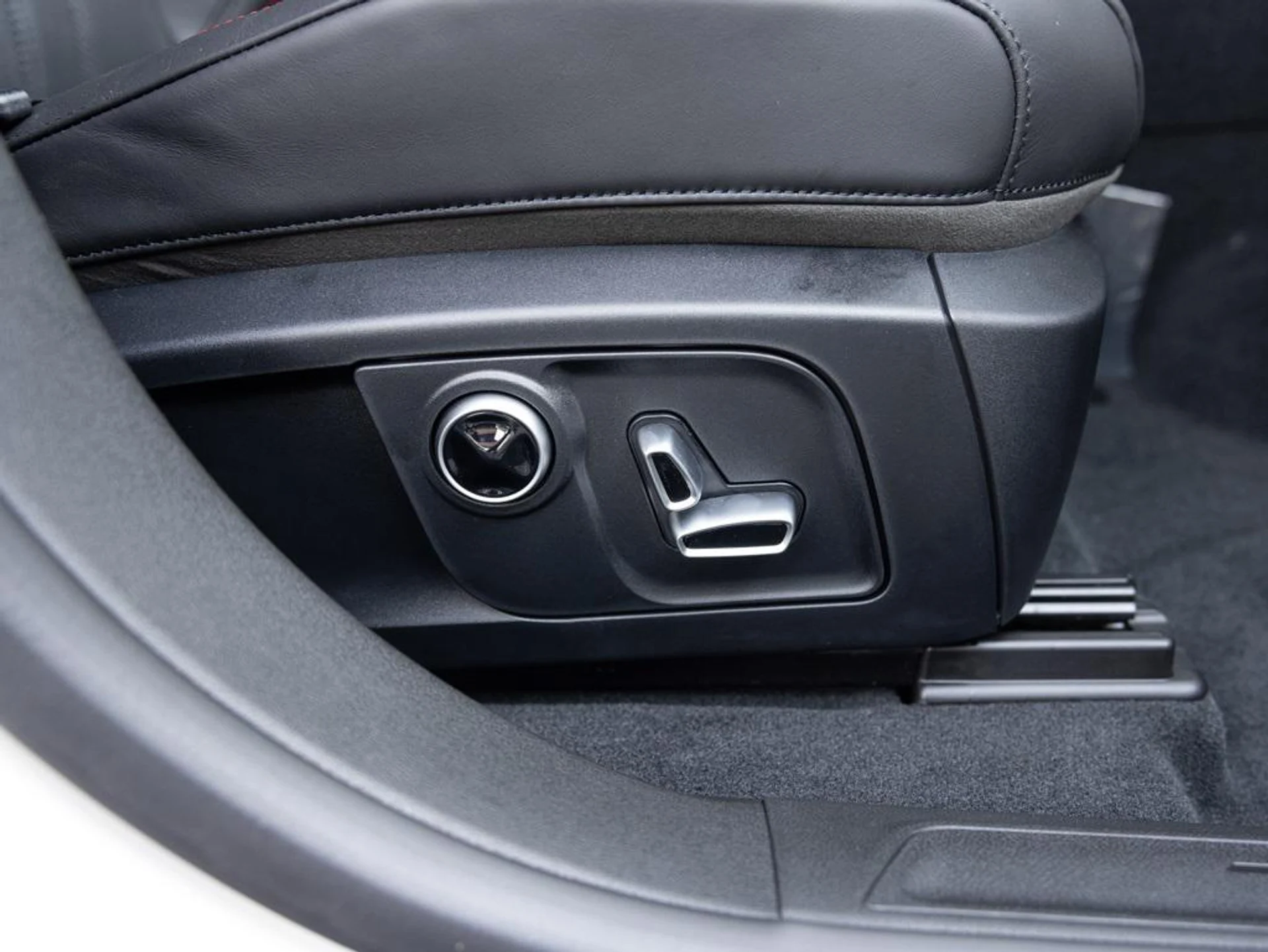 mph064_3939206475_478444804_692f066f0d1b9ac3fcfb9c9a_643ff09d53