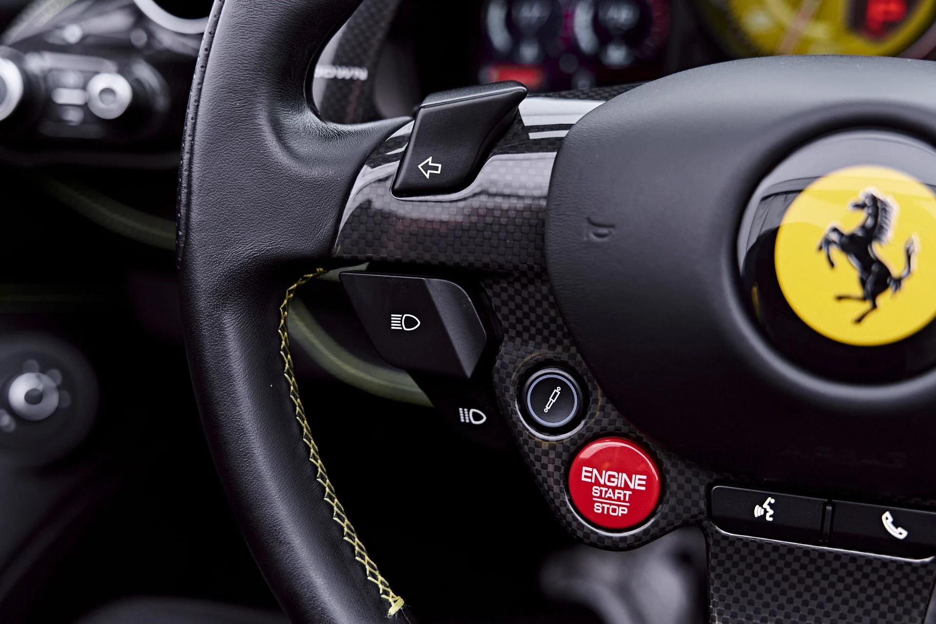 mph064_3941087452_Used_2023_Ferrari_F8_Spider_Base_1783649187_10432489aa