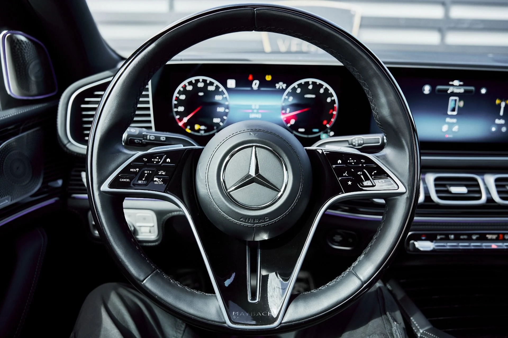 mph064_4139208118_Used_2024_Mercedes_Benz_GLS_Maybach_GLS_600_1773530637_ba250b1b1c