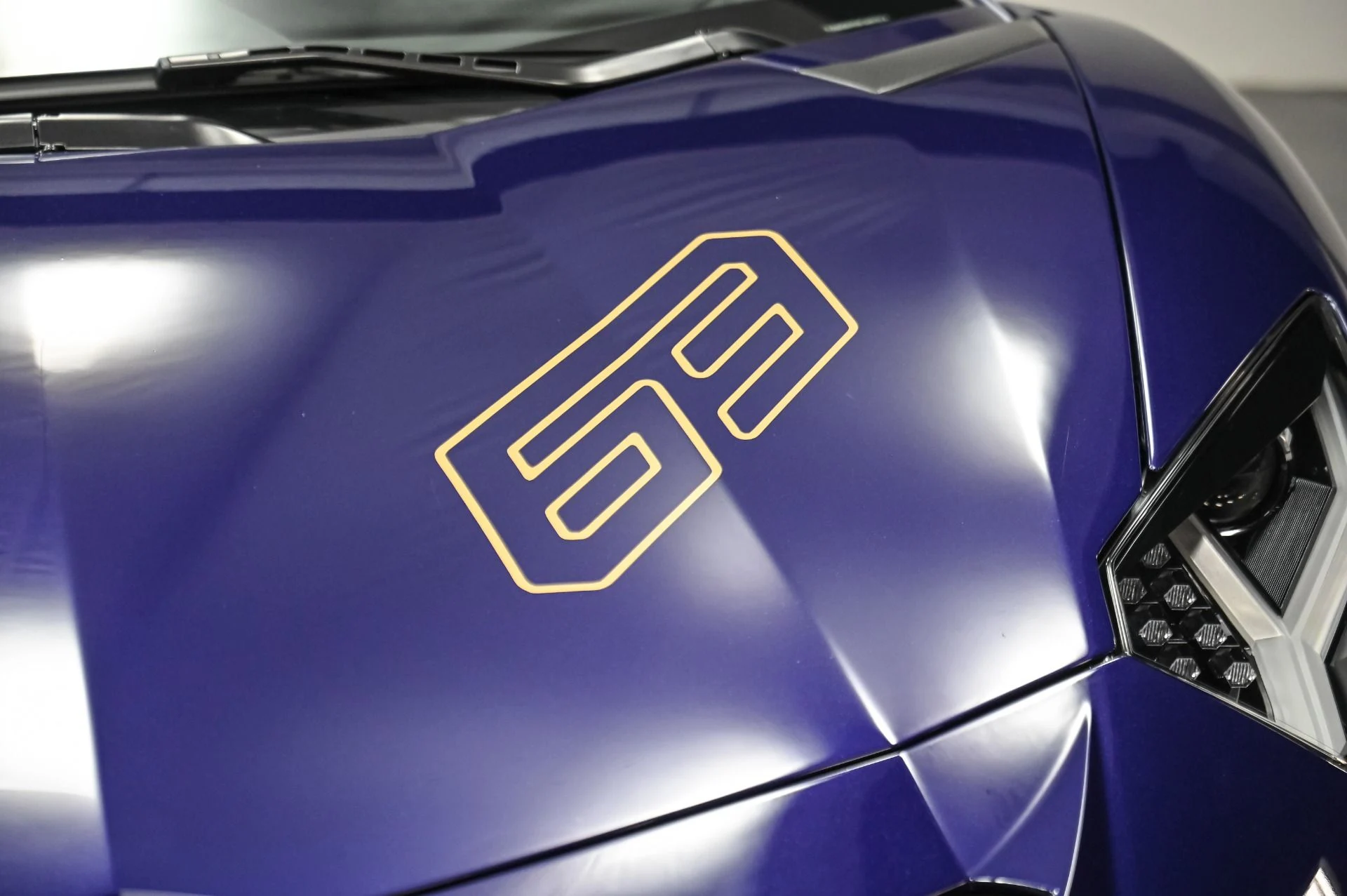 mph064_4249003469_Used_2019_Lamborghini_Aventador_SVJ_1760550494_076bf8c992